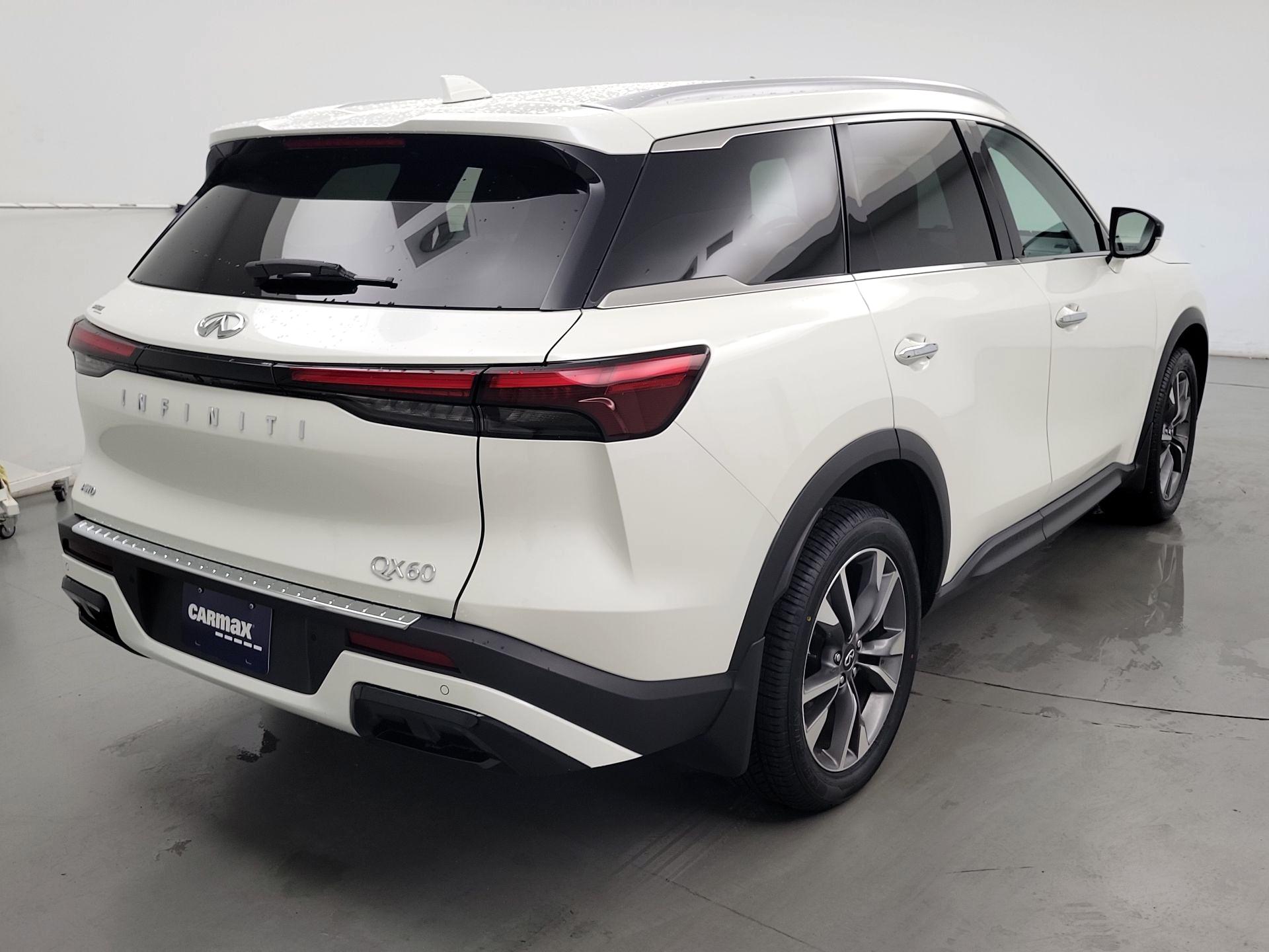 Thumbnail: 2023 INFINITI QX60 - 5