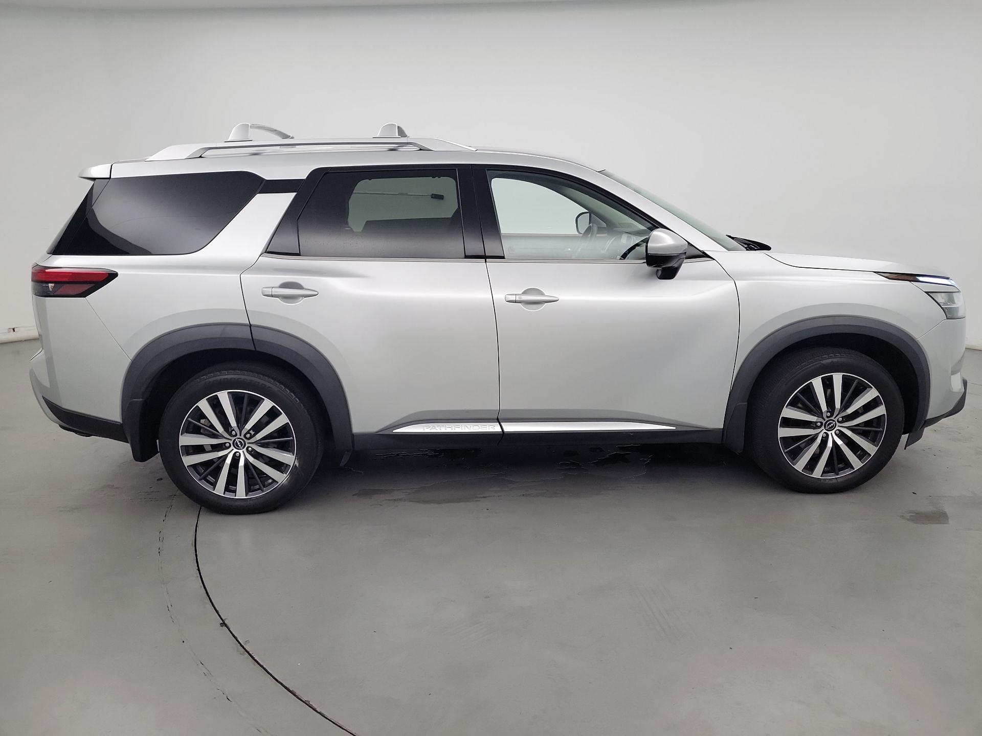 Thumbnail: 2022 Nissan Pathfinder - 4