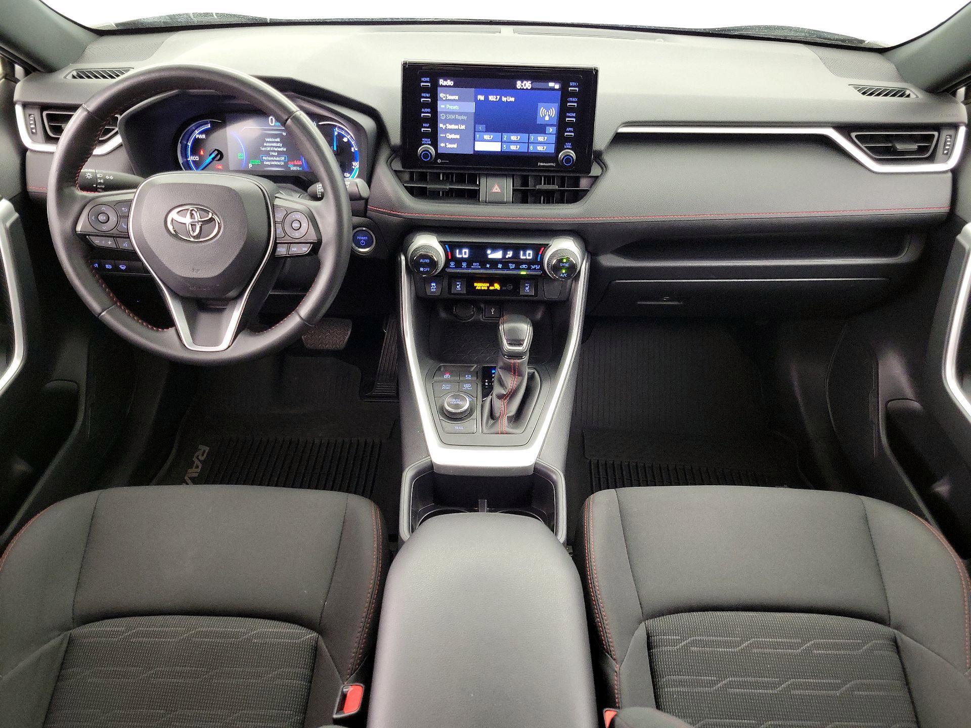 Thumbnail: 2022 Toyota RAV4 - 9