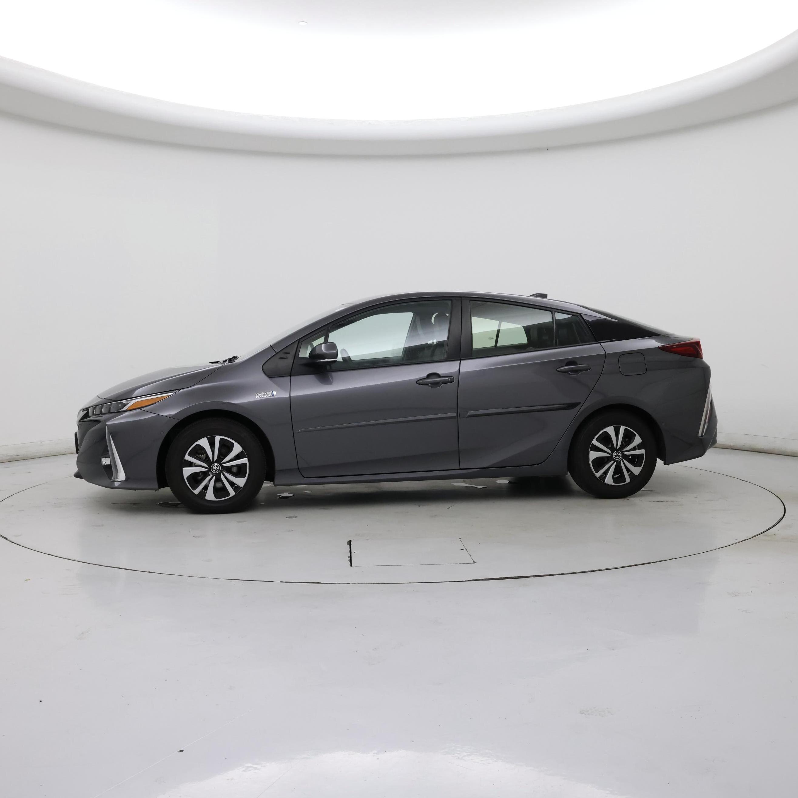 Thumbnail: 2021 Toyota Prius Prime - 3