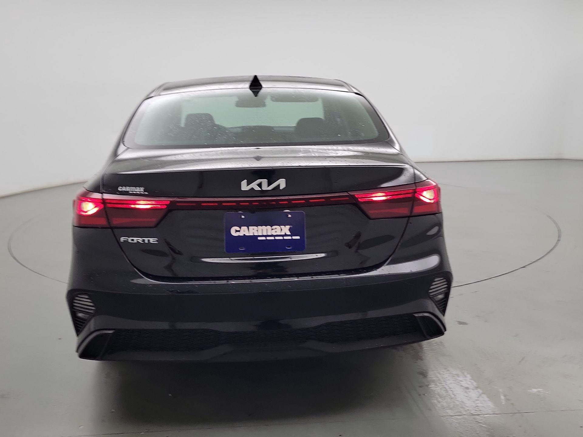 Thumbnail: 2022 Kia Forte - 6