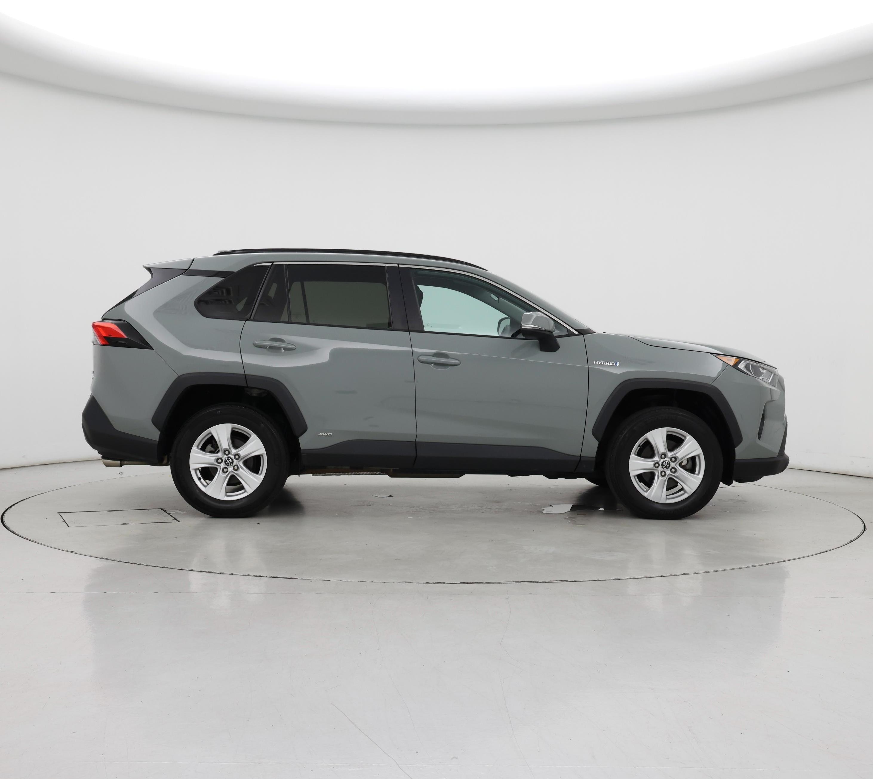 Thumbnail: 2020 Toyota RAV4 - 7