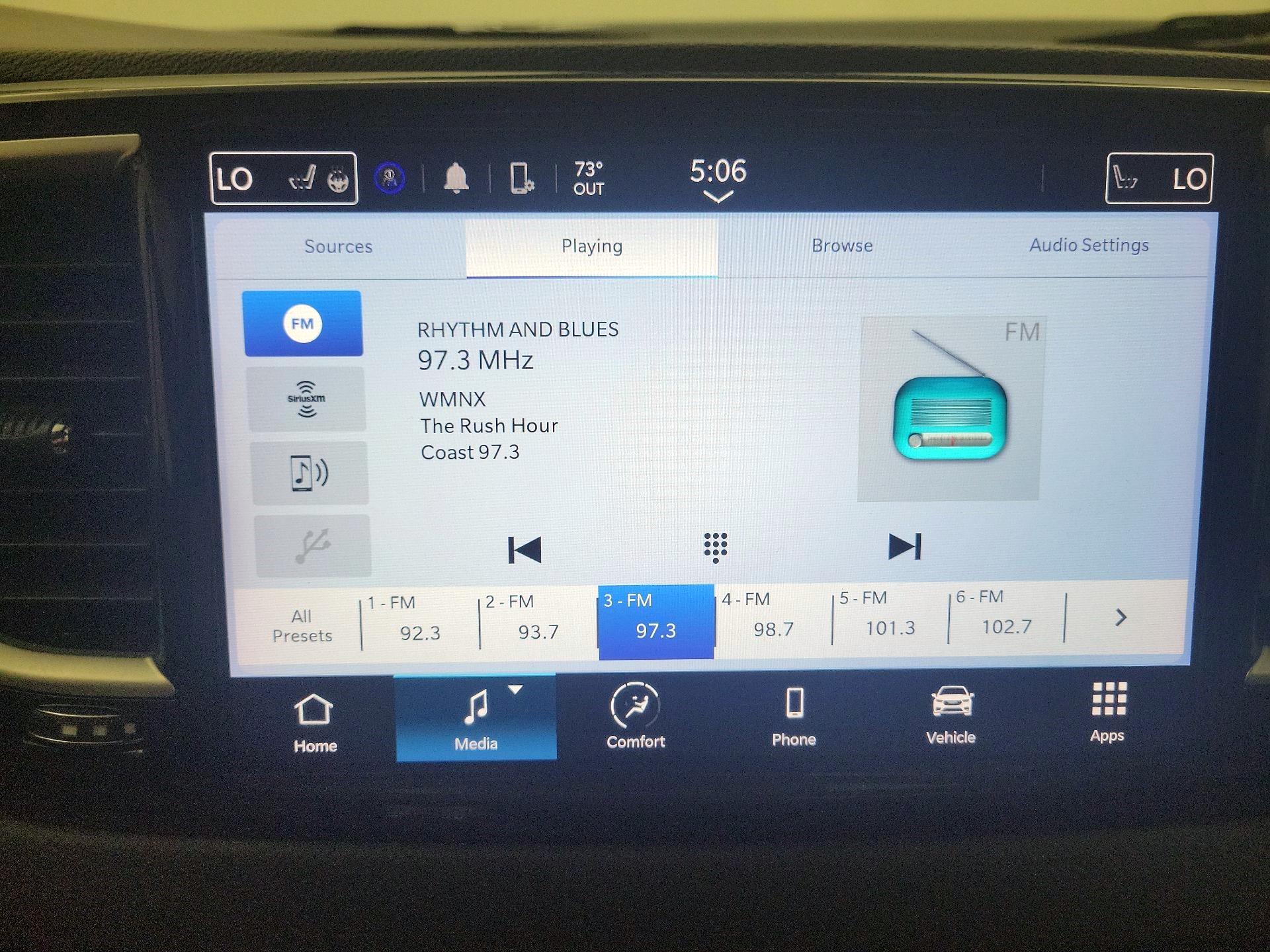 Thumbnail: 2023 Chrysler Pacifica - 13