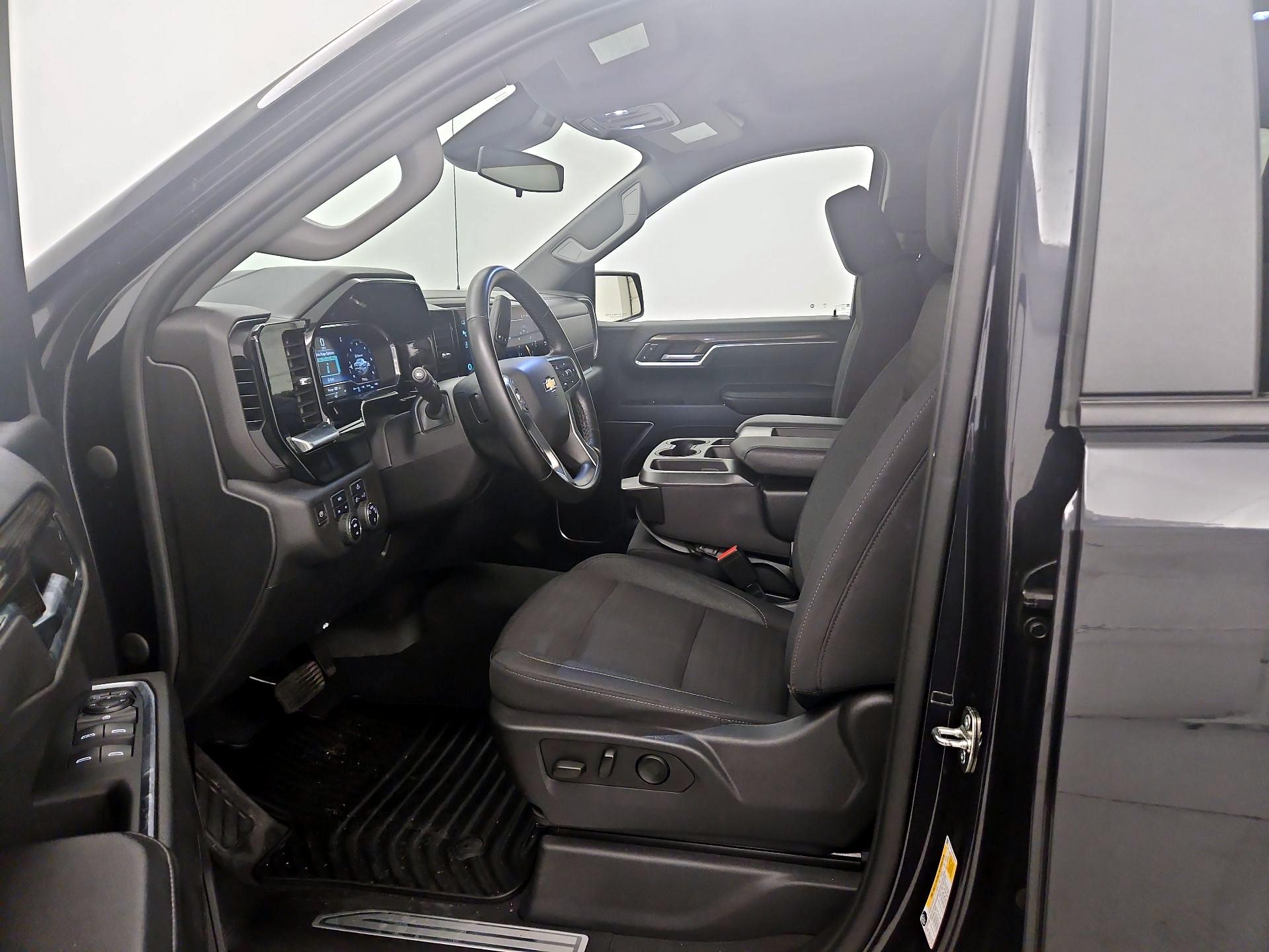 Thumbnail: 2023 Chevrolet Silverado 1500 - 11