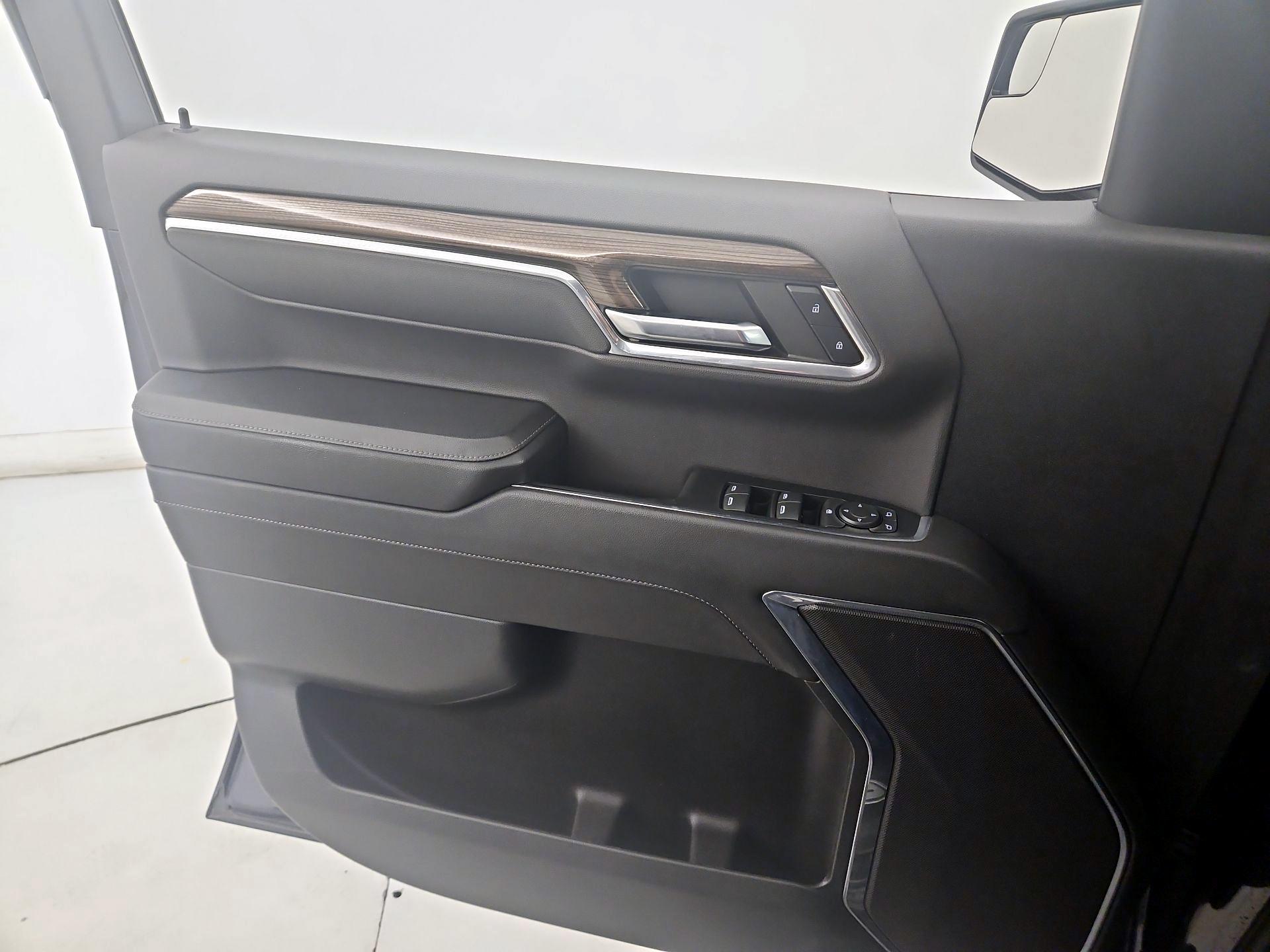 Thumbnail: 2023 Chevrolet Silverado 1500 - 12