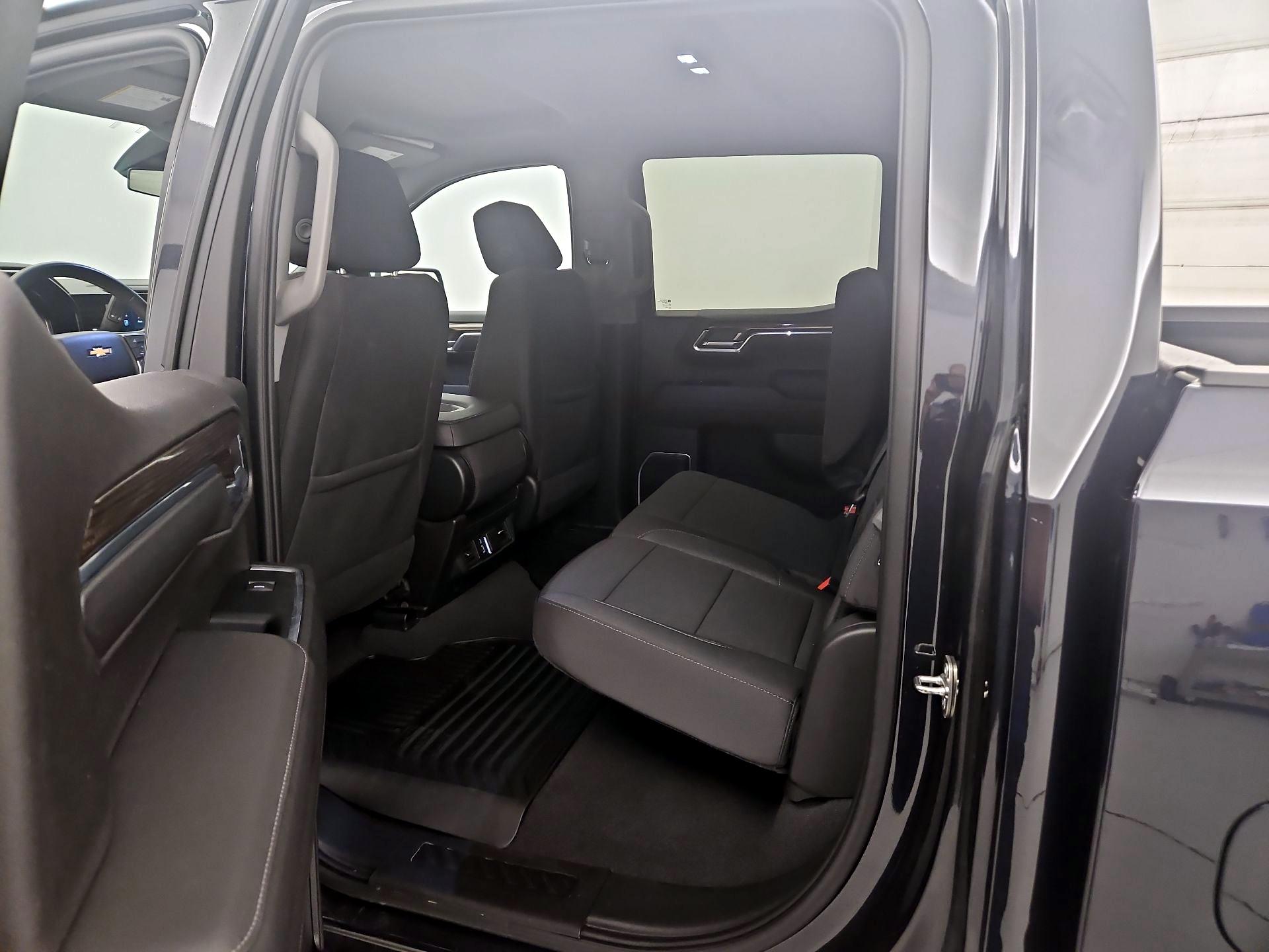 Thumbnail: 2023 Chevrolet Silverado 1500 - 19