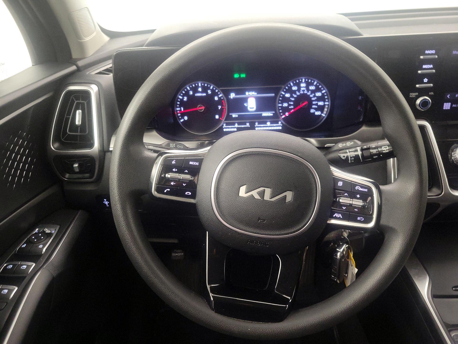 Thumbnail: 2022 Kia Sorento - 10