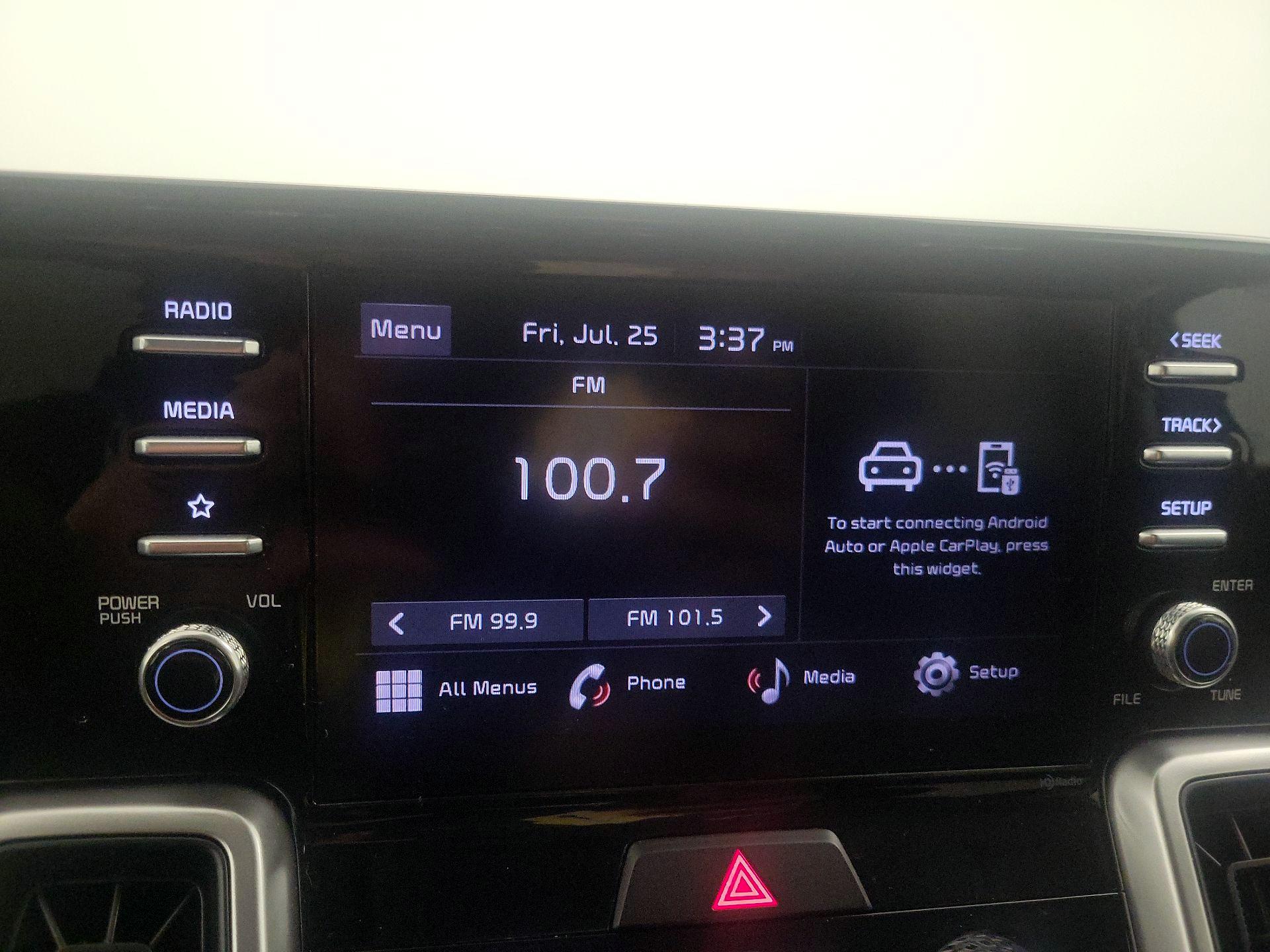 Thumbnail: 2022 Kia Sorento - 15