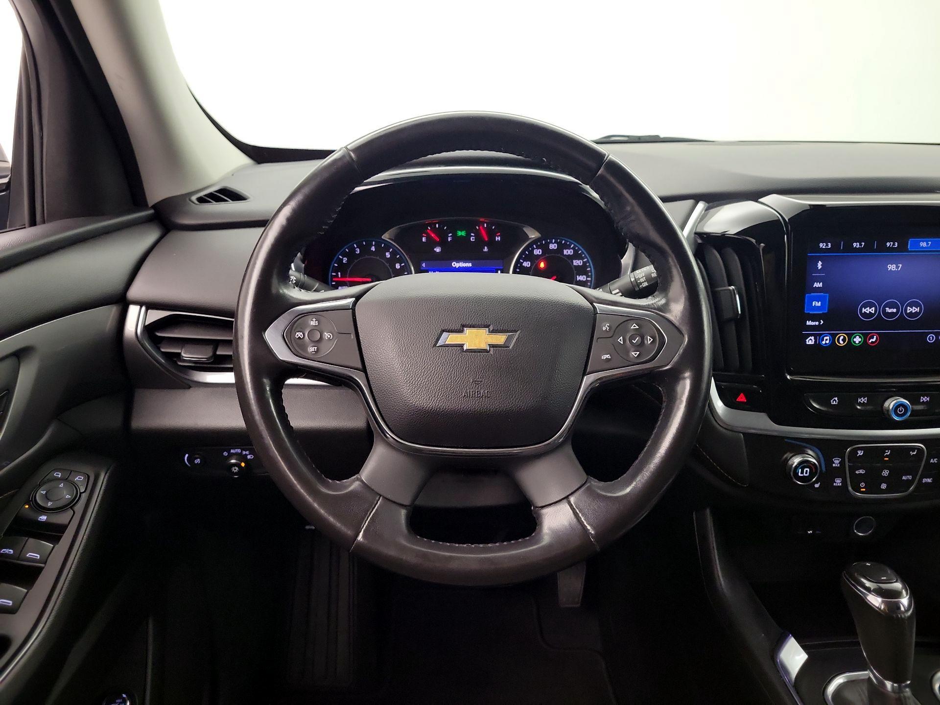 Thumbnail: 2020 Chevrolet Traverse - 10