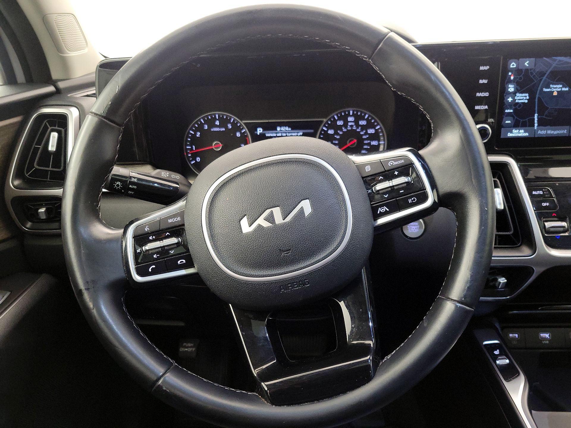 Thumbnail: 2022 Kia Sorento - 10