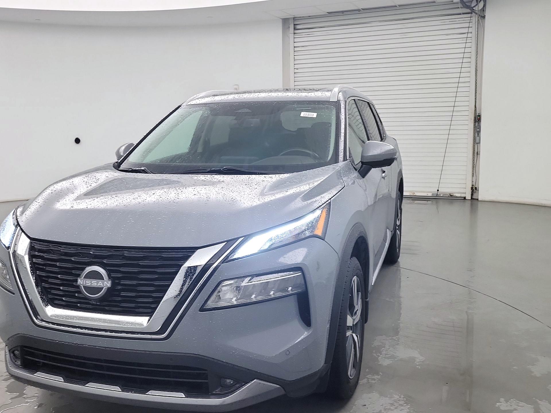 Thumbnail: 2022 Nissan Rogue - 3