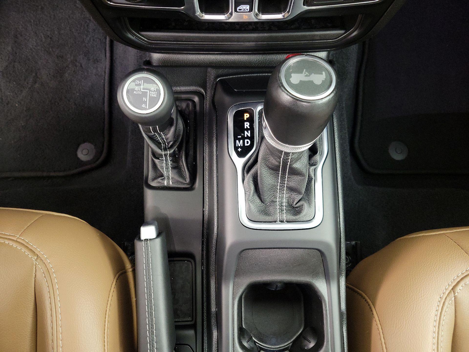 Thumbnail: 2021 Jeep Wrangler - 18