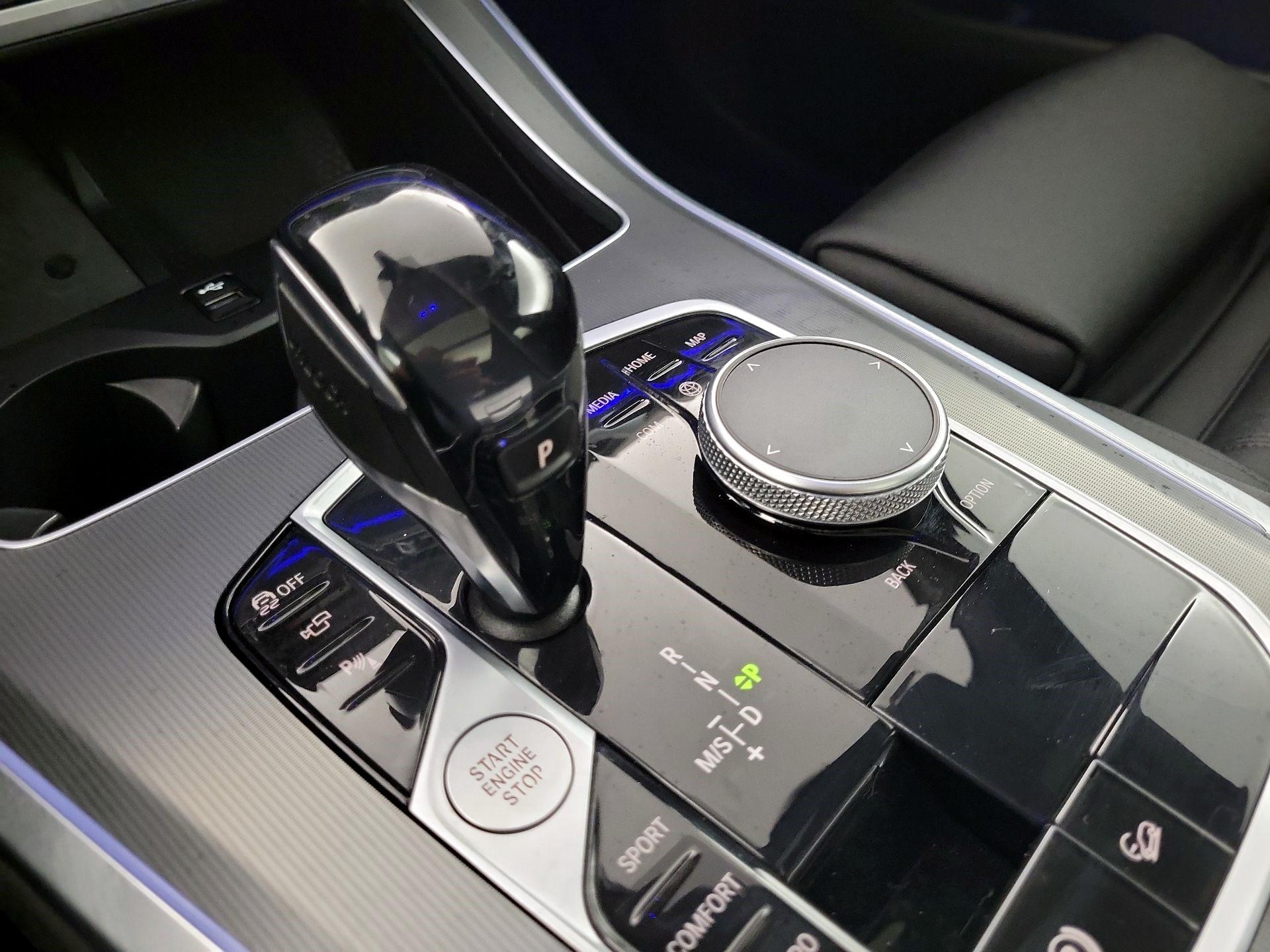 Thumbnail: 2021 BMW X5 - 16