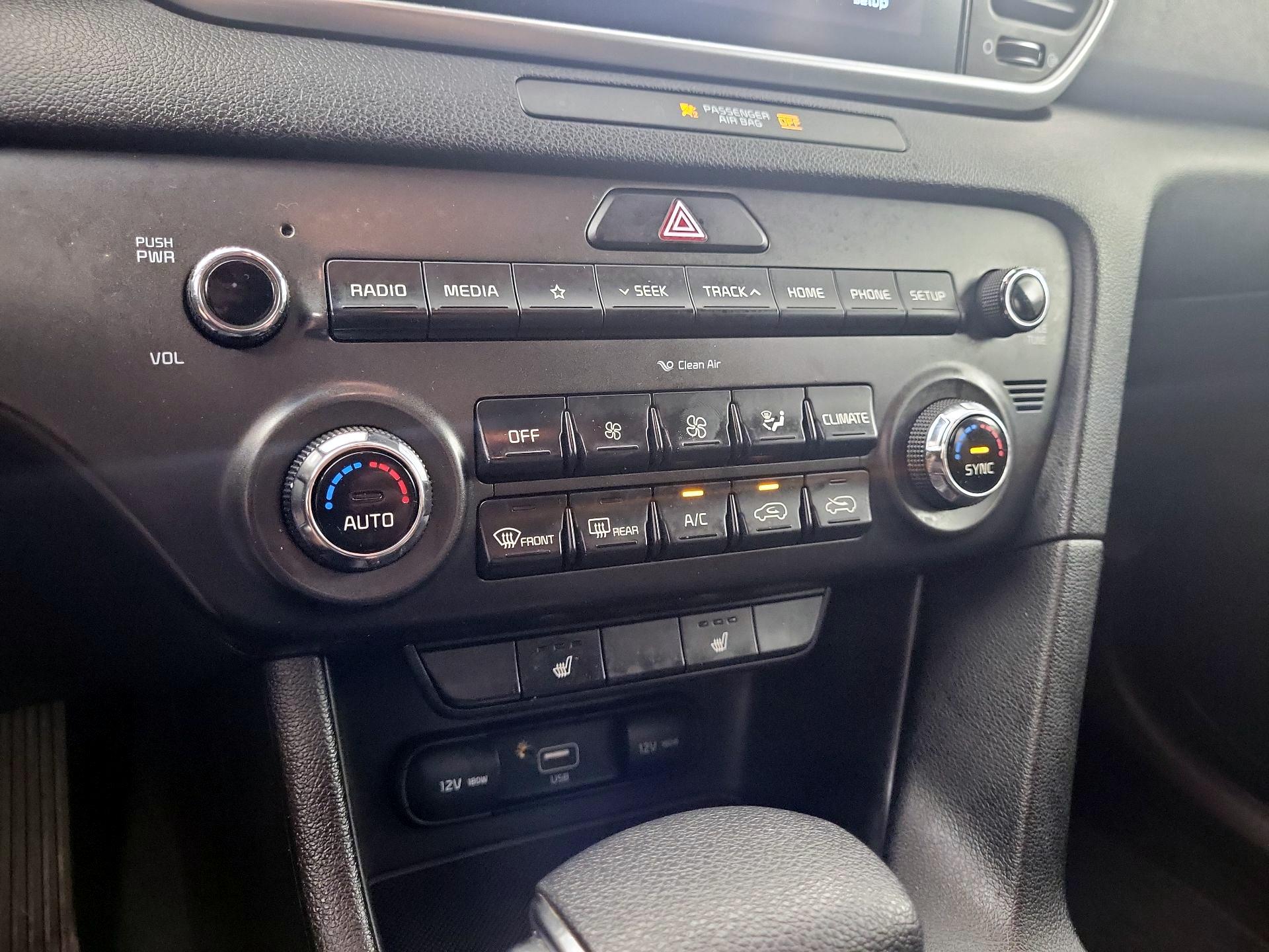 Thumbnail: 2020 Kia Sportage - 16