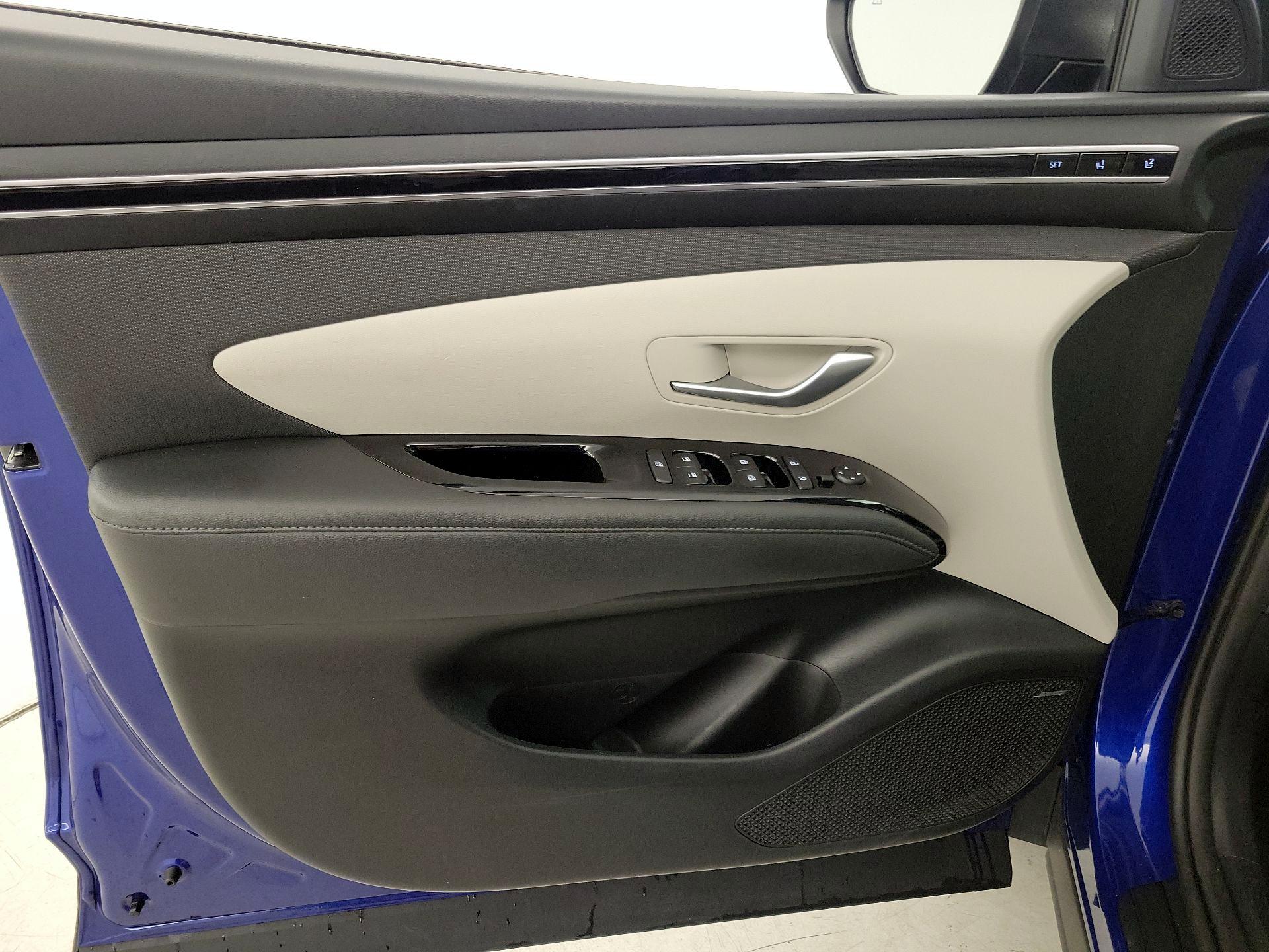 Thumbnail: 2022 Hyundai Tucson - 12