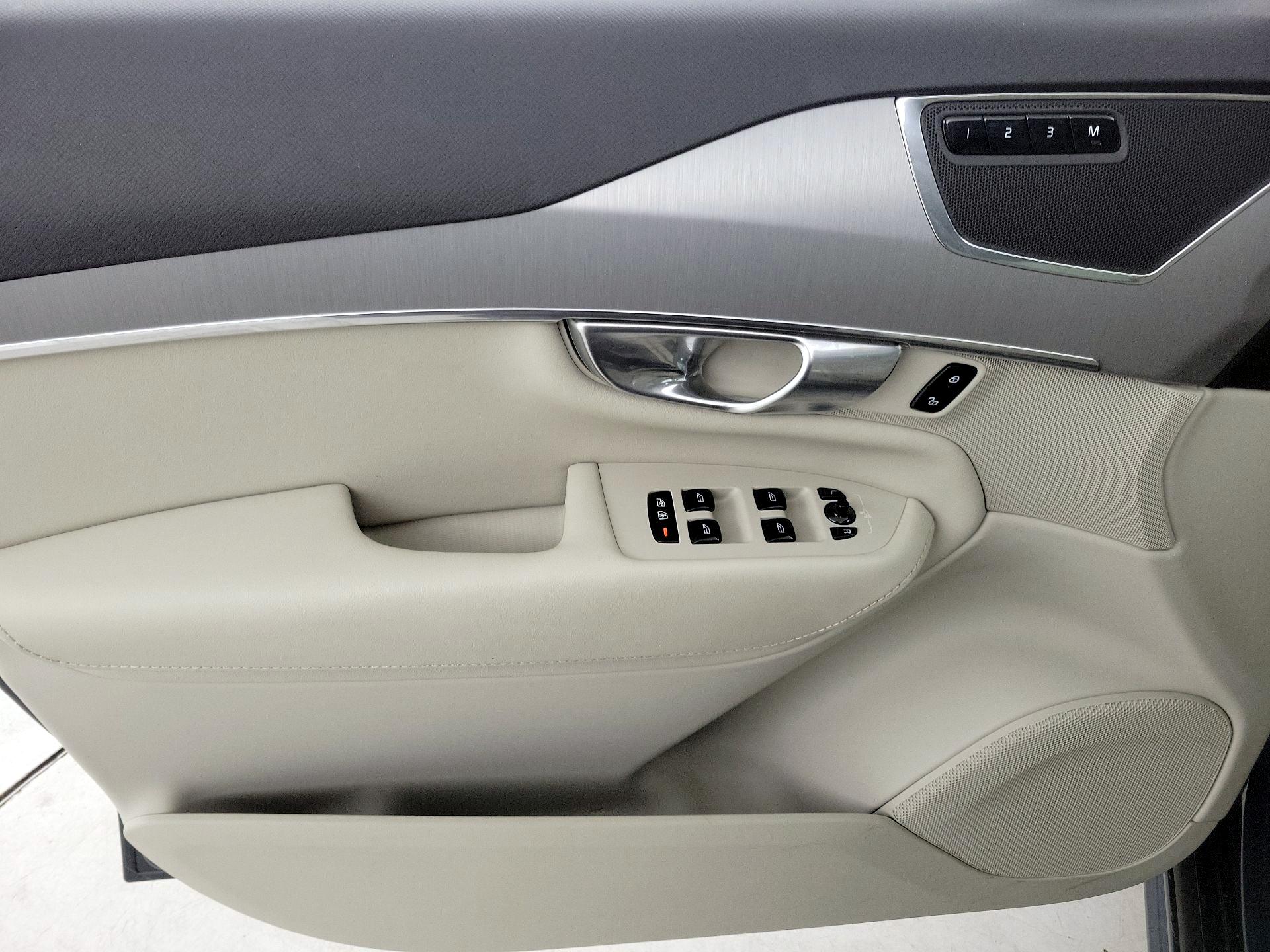 Thumbnail: 2024 Volvo XC90 - 12