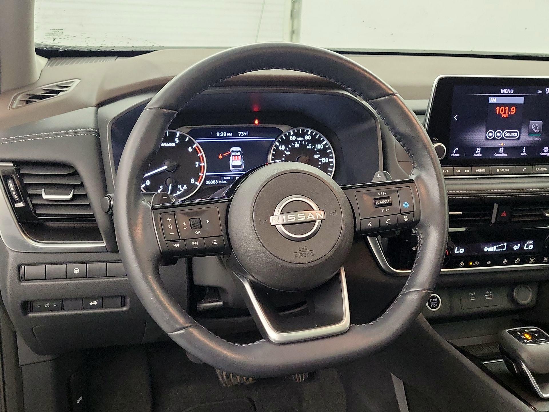 Thumbnail: 2023 Nissan Rogue - 10