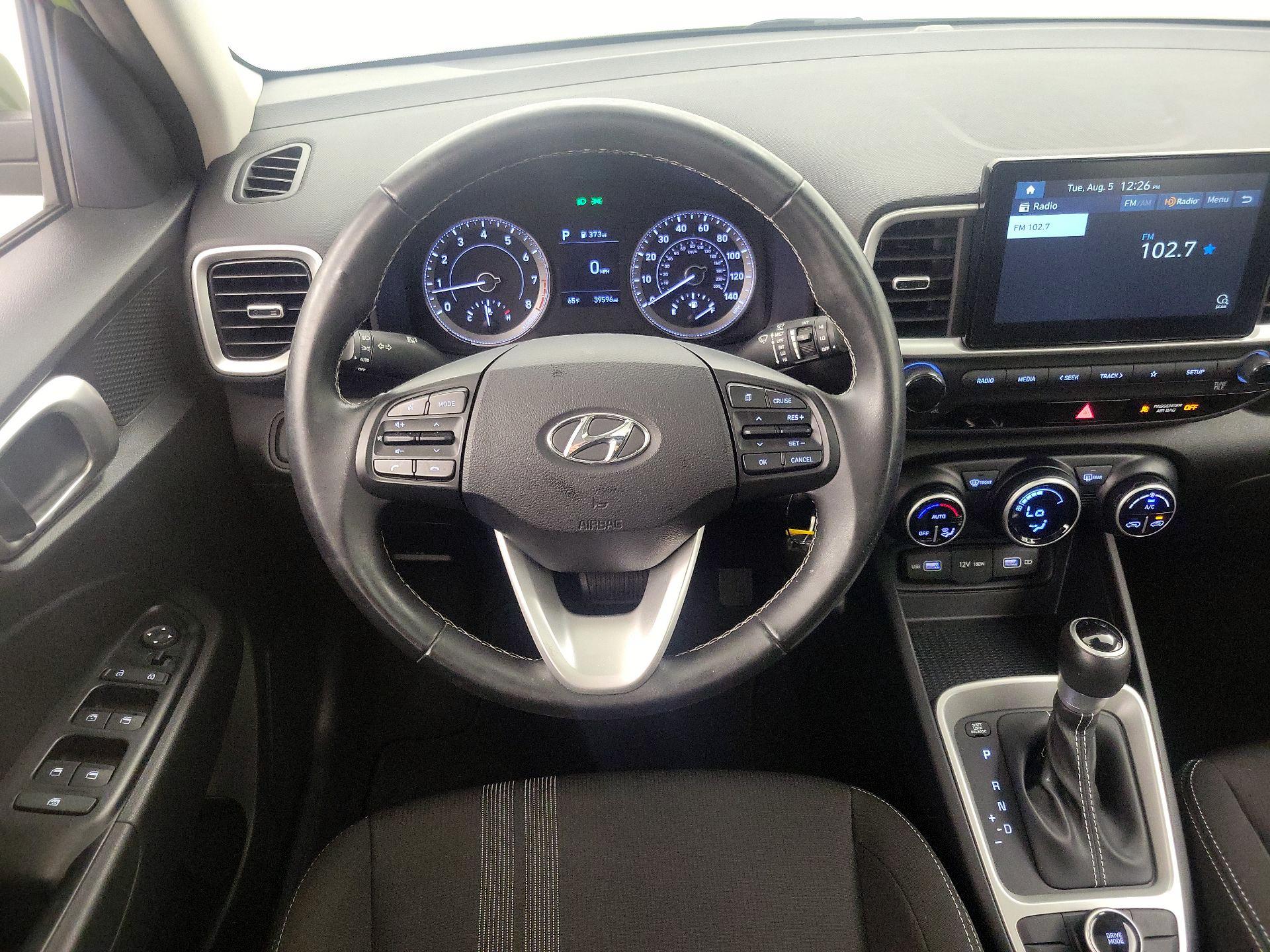 Thumbnail: 2022 Hyundai Venue - 10