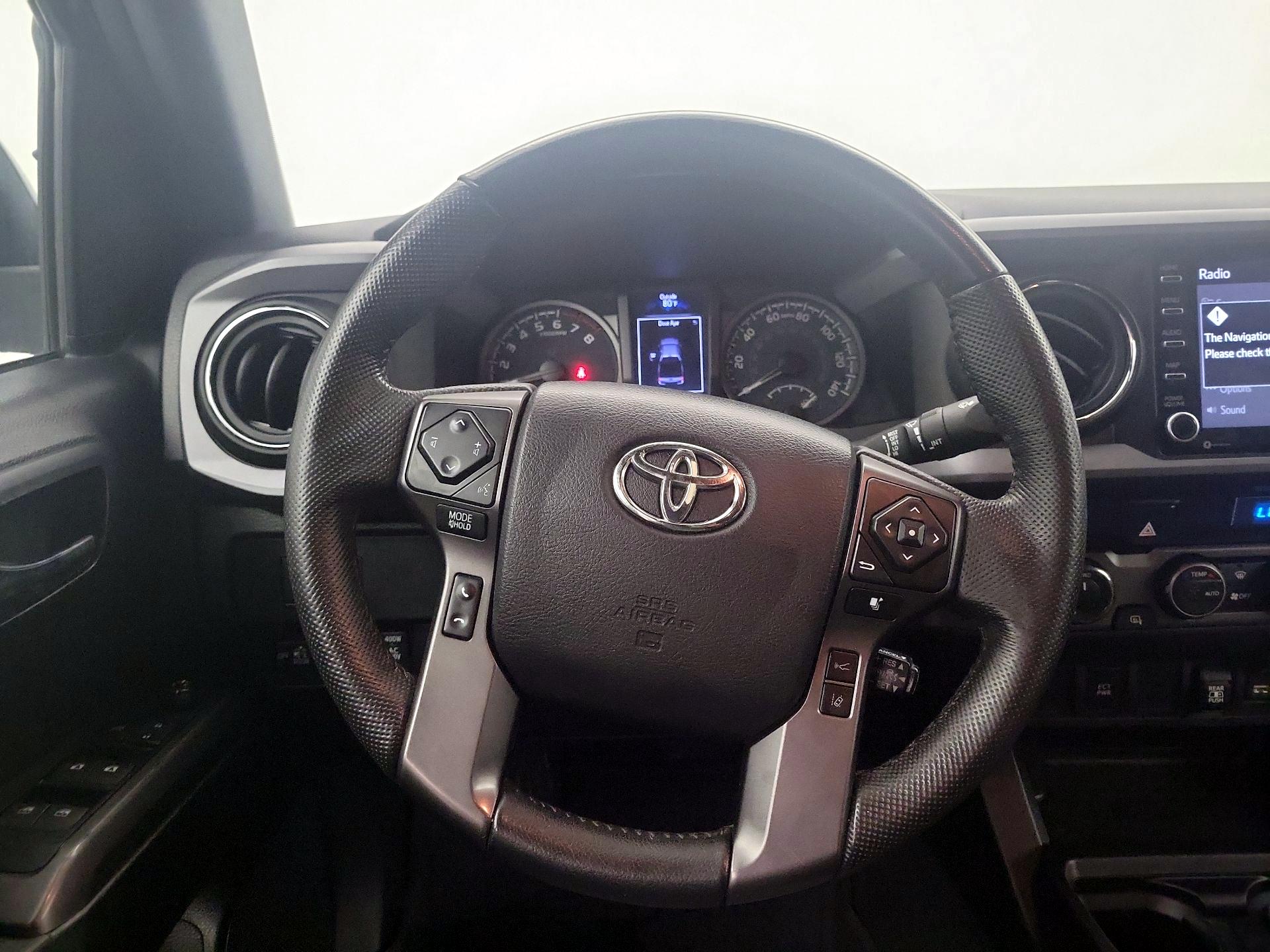 Thumbnail: 2021 Toyota Tacoma - 10