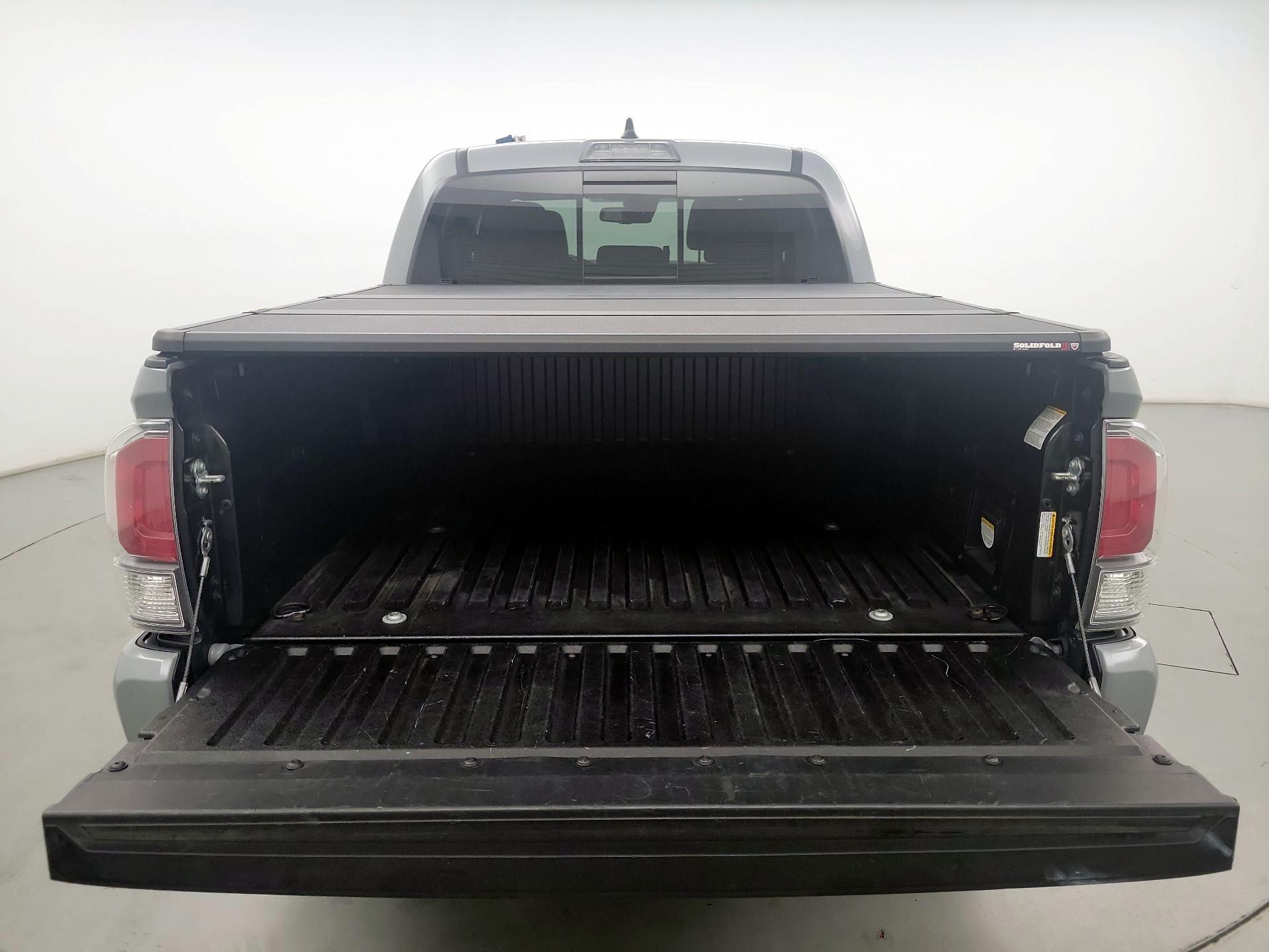Thumbnail: 2021 Toyota Tacoma - 20