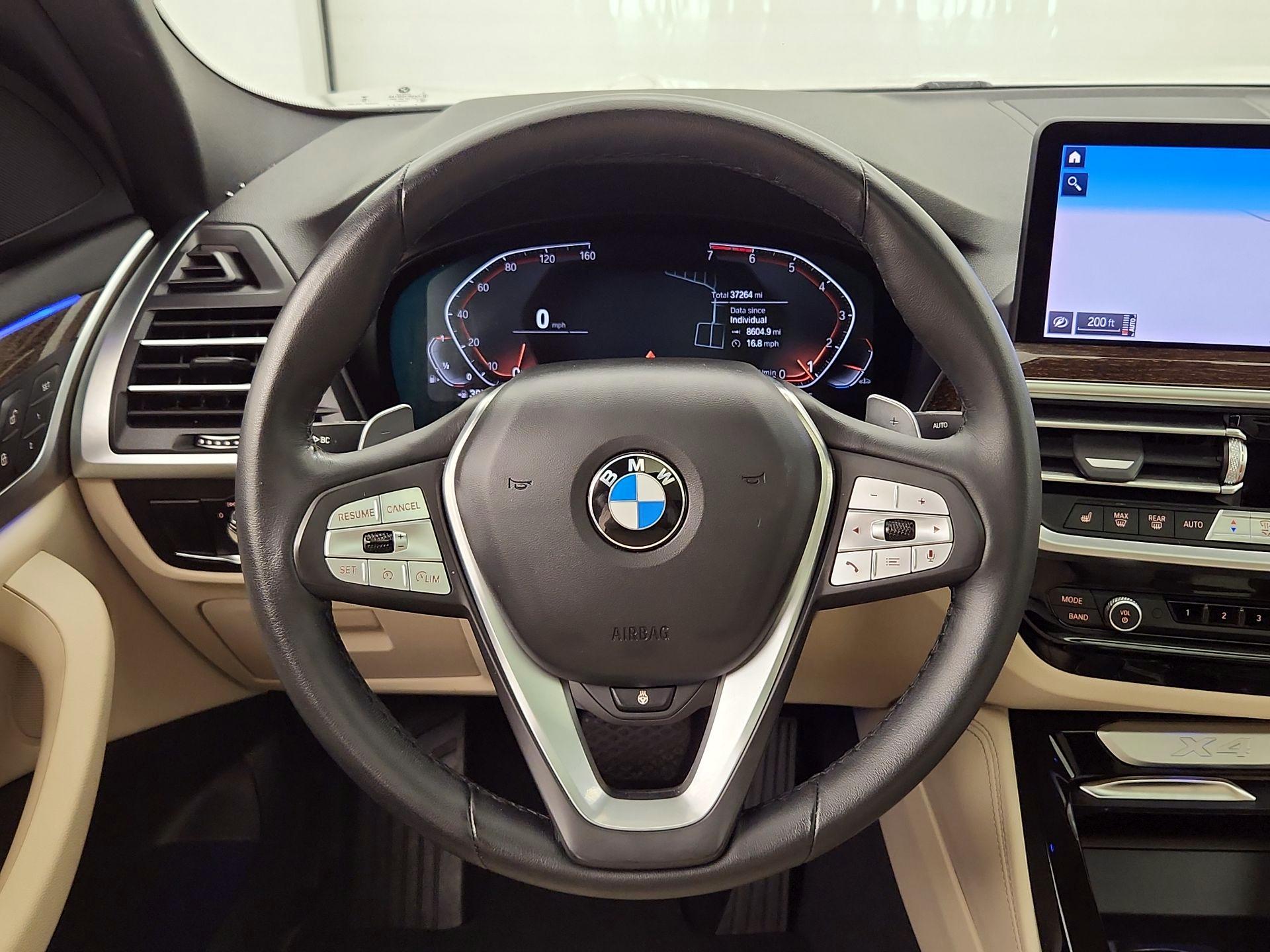 Thumbnail: 2022 BMW X4 - 10