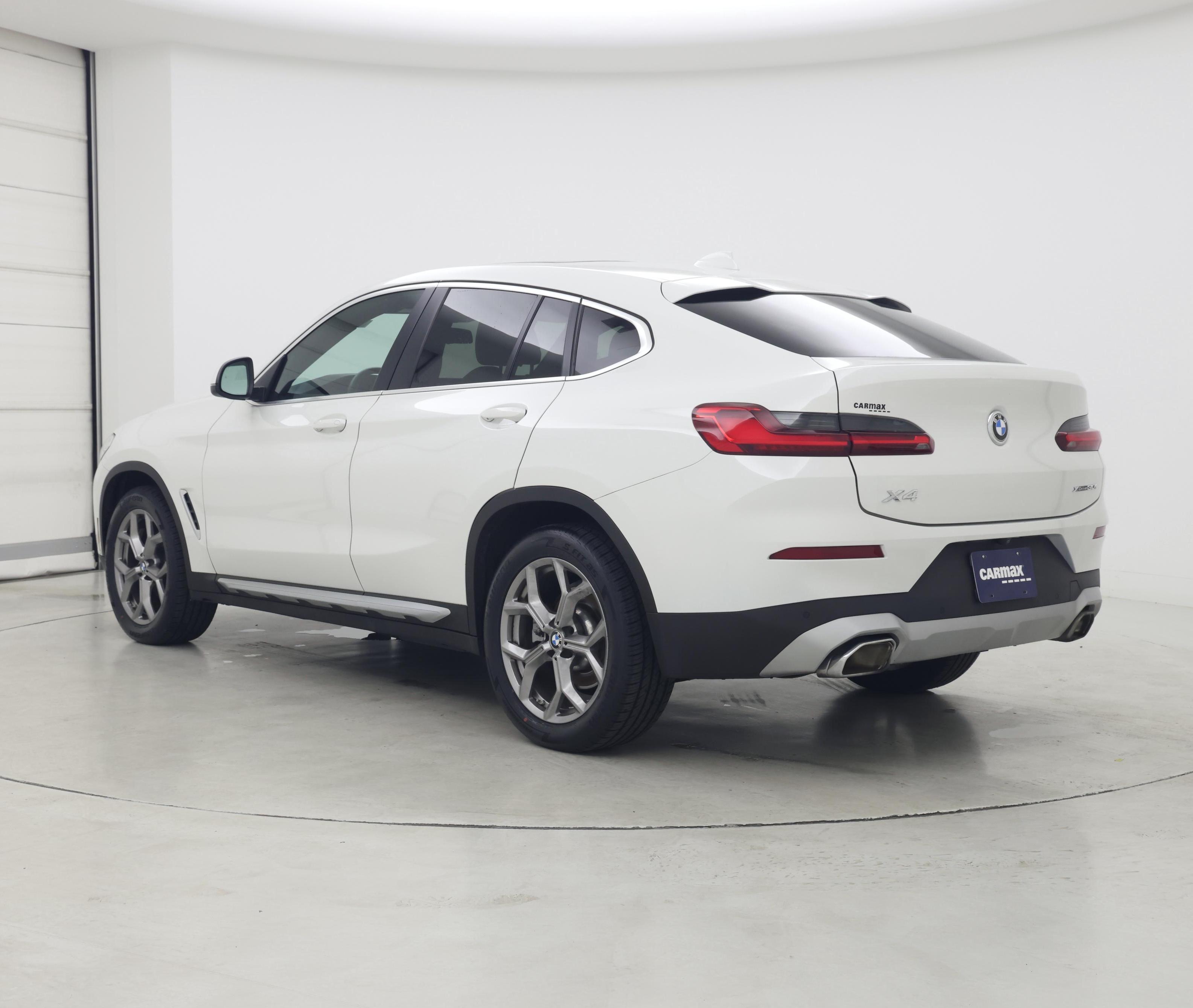 Thumbnail: 2022 BMW X4 - 2