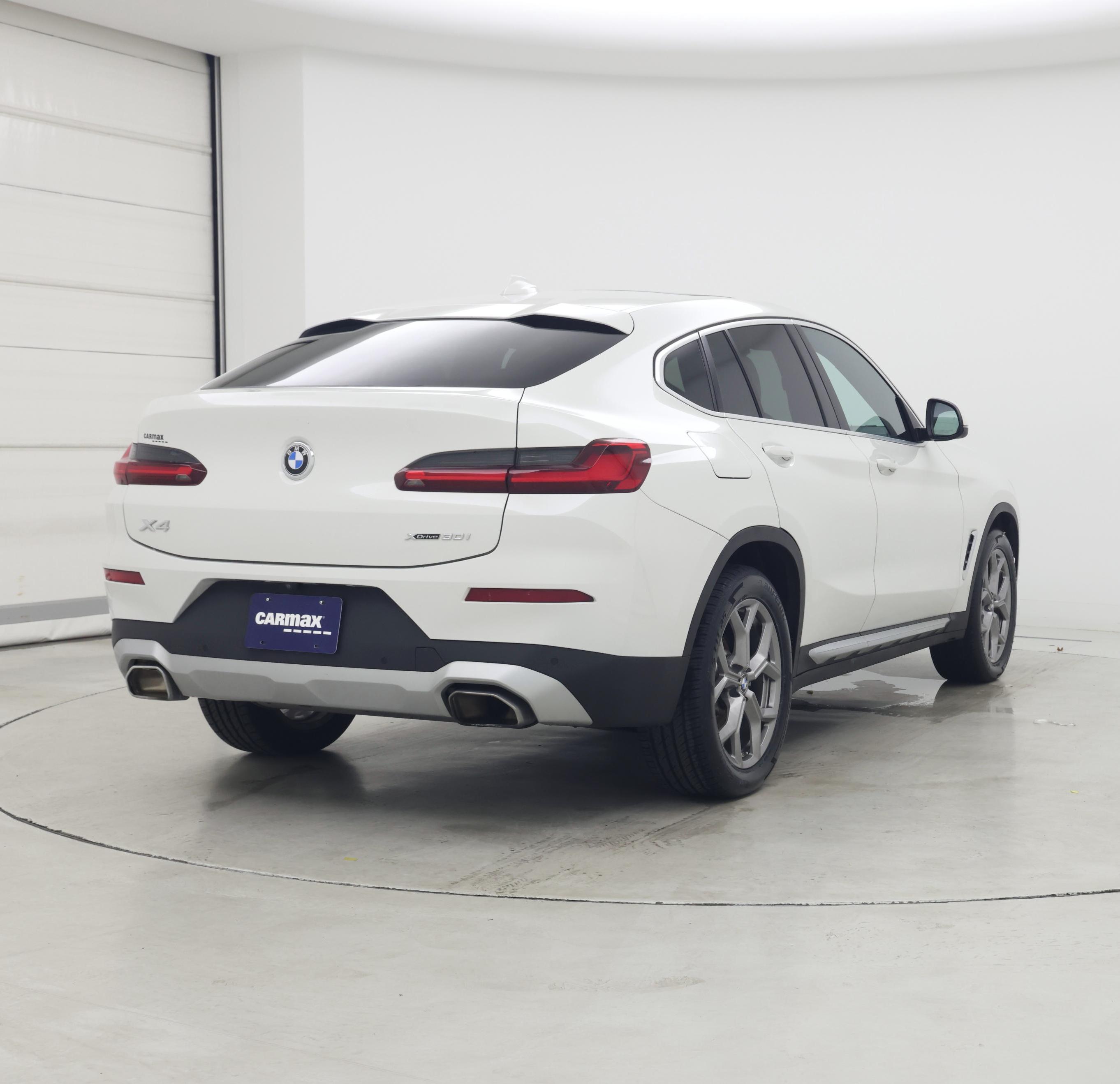 Thumbnail: 2022 BMW X4 - 8