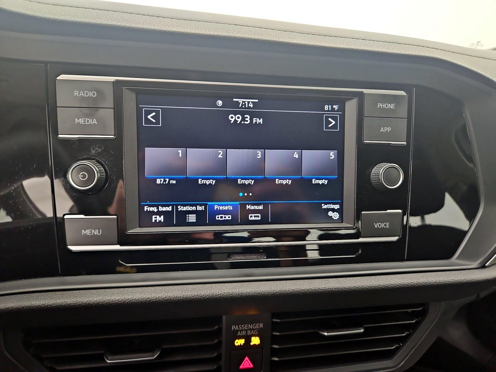 Thumbnail: 2021 Volkswagen Jetta - 15