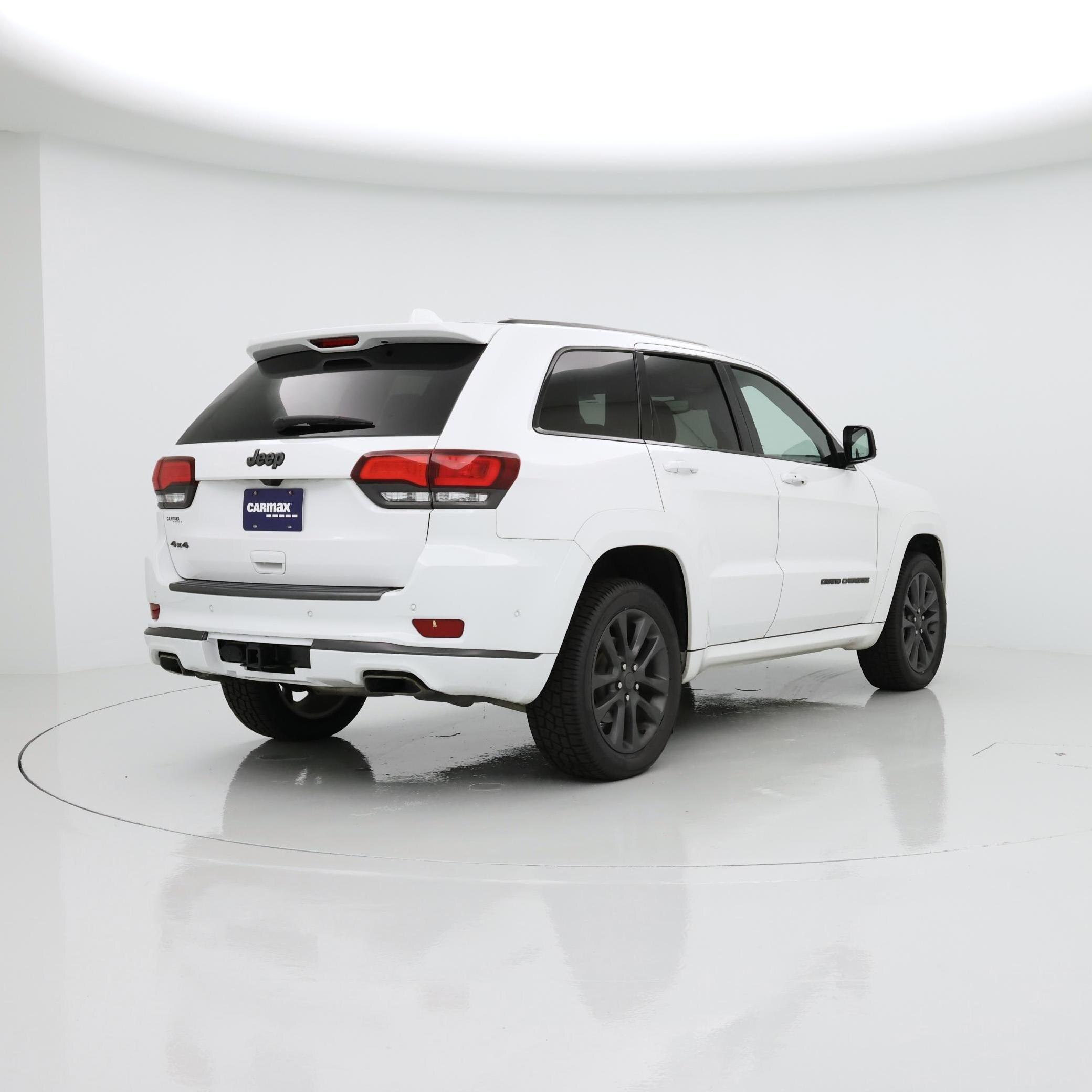 Thumbnail: 2018 Jeep Grand Cherokee - 8