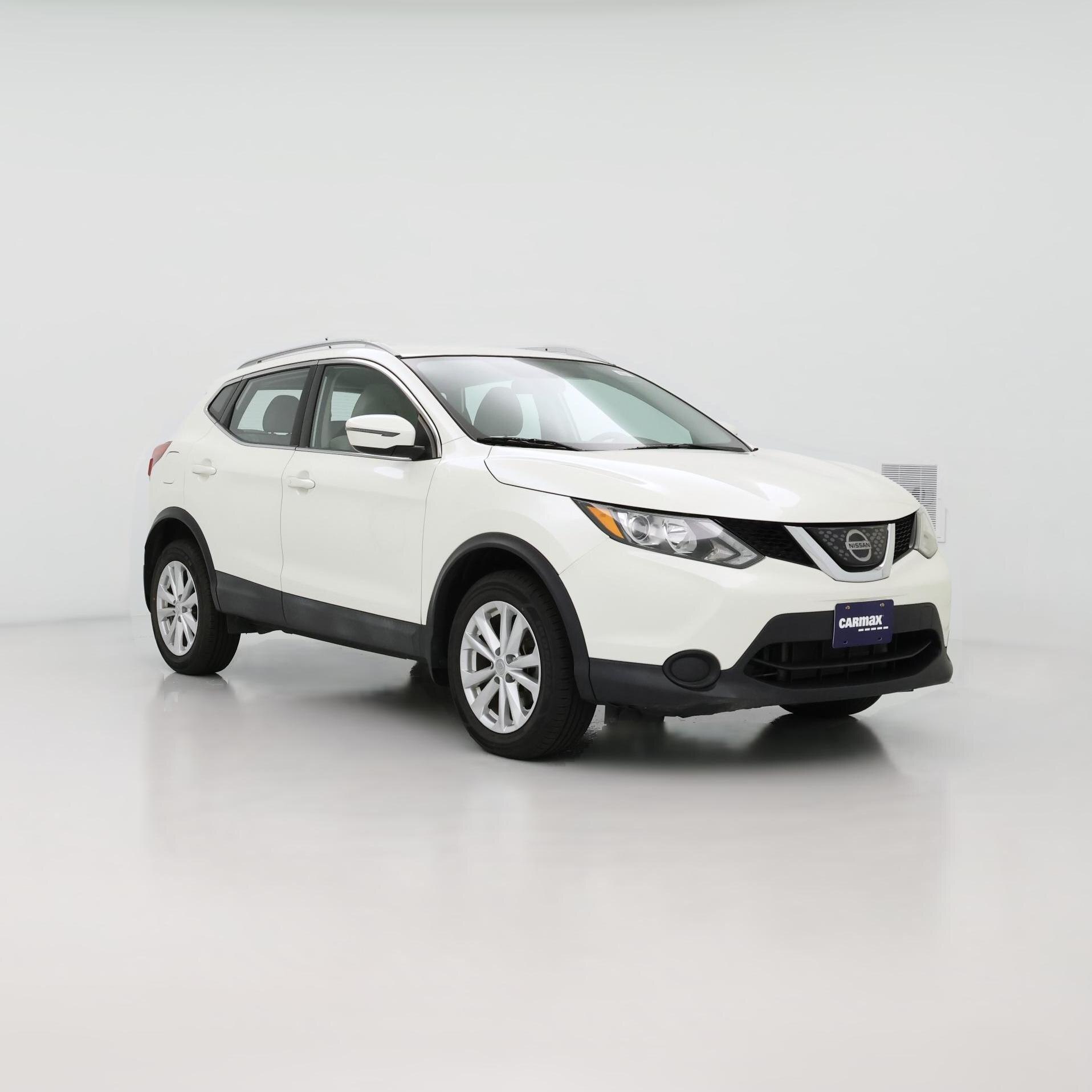 Thumbnail: 2018 Nissan Rogue Sport - 1