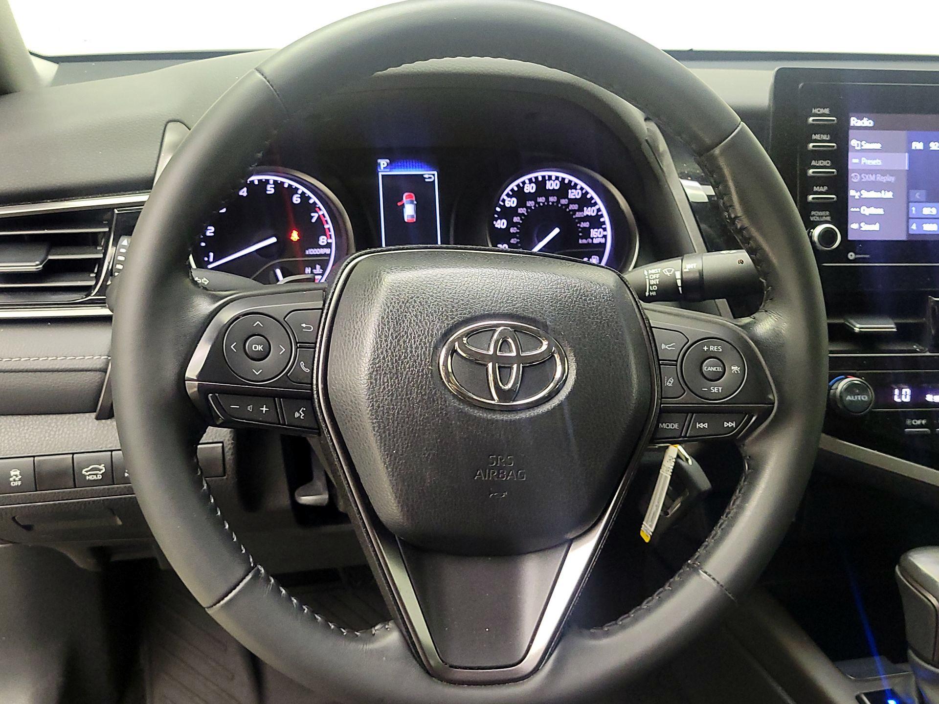 Thumbnail: 2023 Toyota Camry - 10