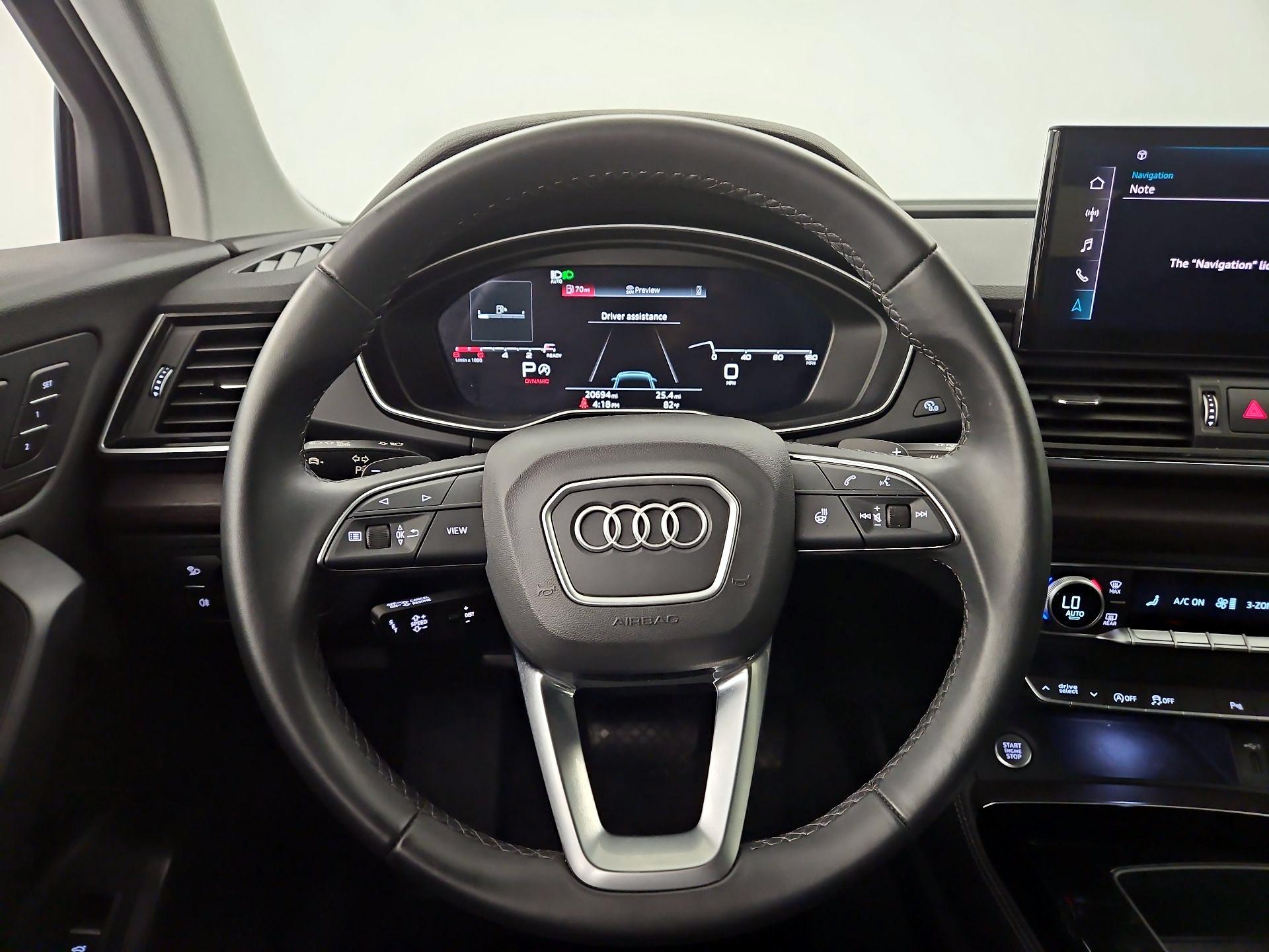 Thumbnail: 2022 Audi Q5 - 10