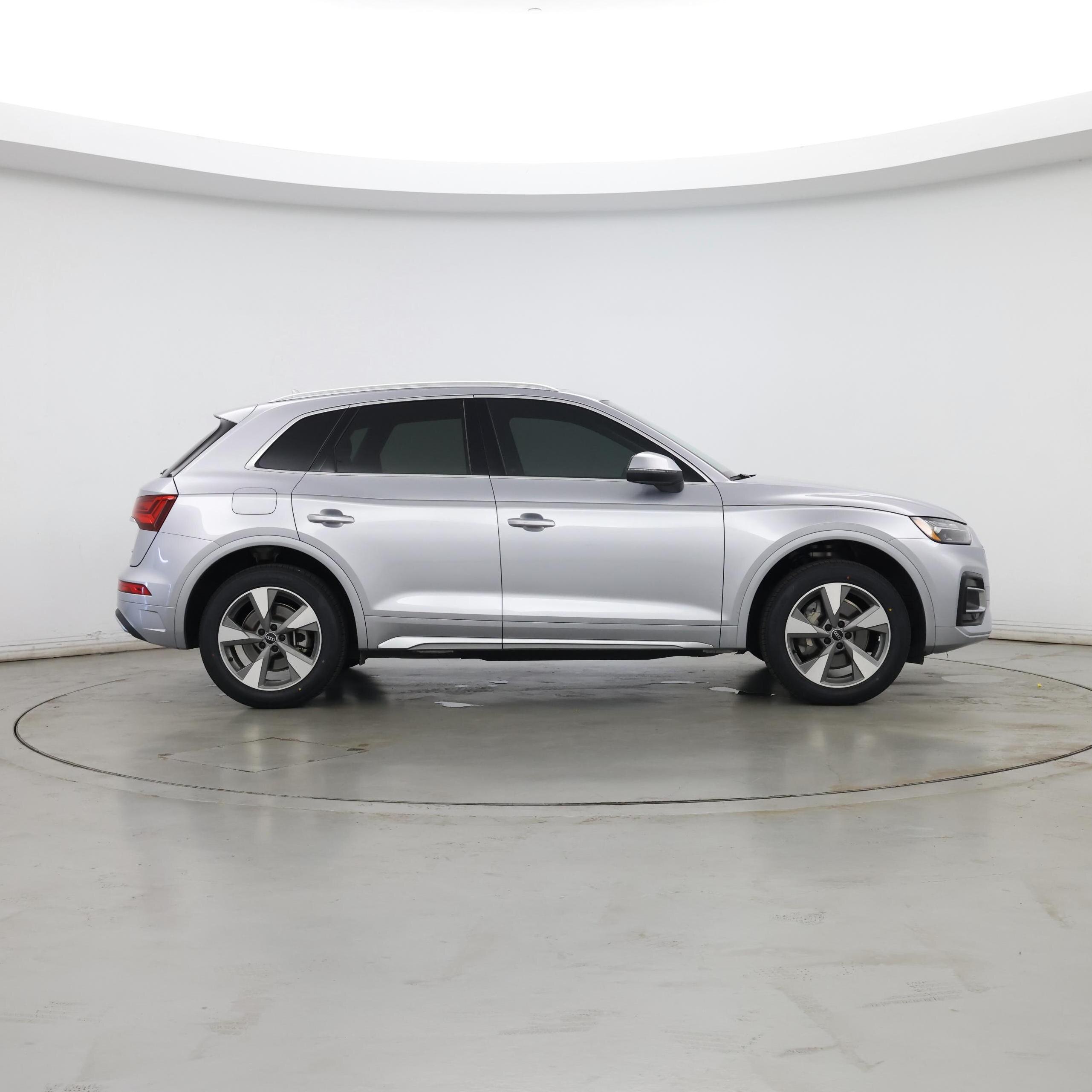 Thumbnail: 2022 Audi Q5 - 7