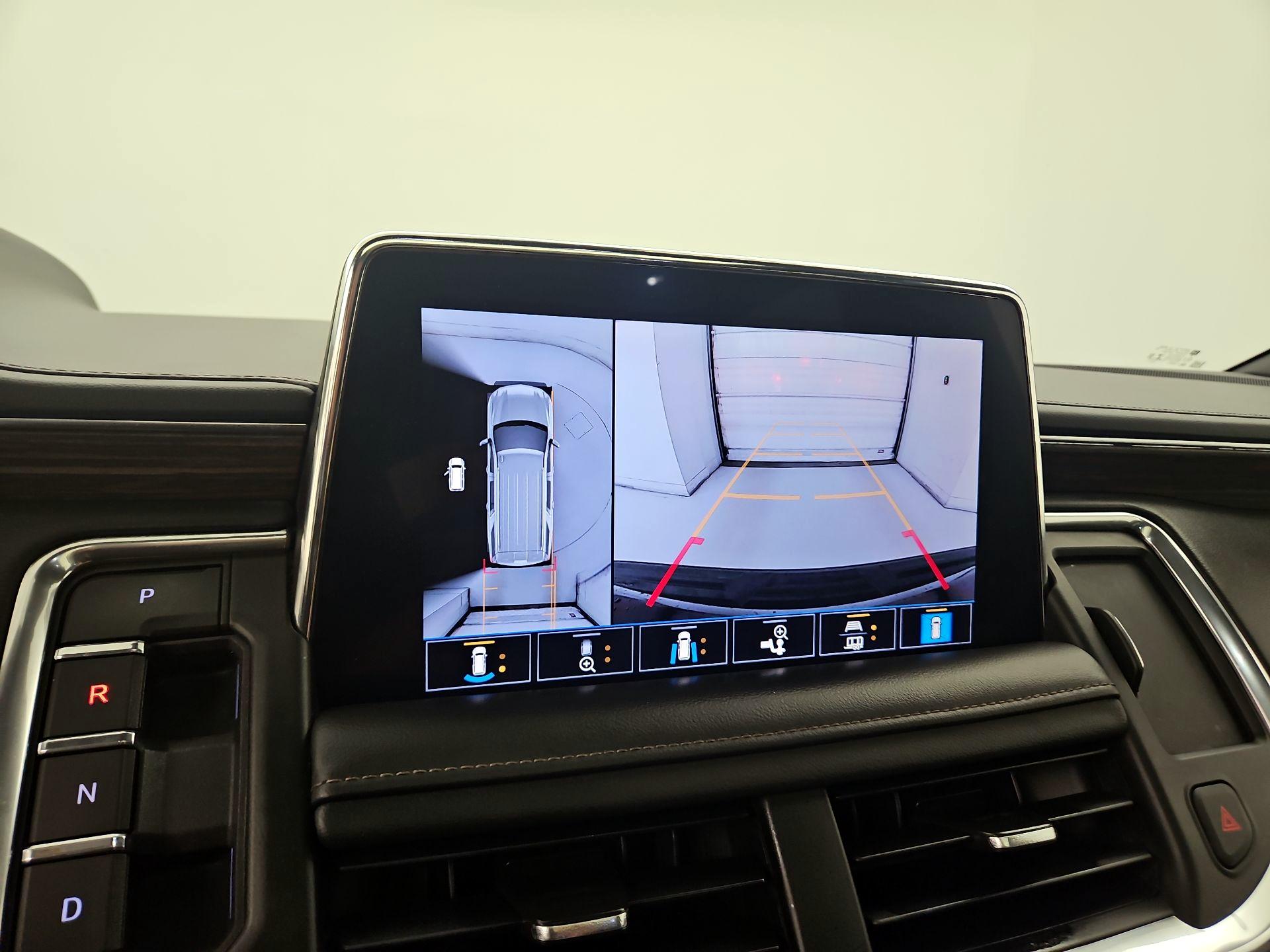 Thumbnail: 2021 Chevrolet Suburban - 15