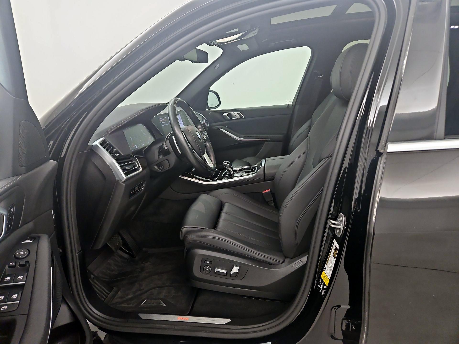 Thumbnail: 2020 BMW X5 - 11