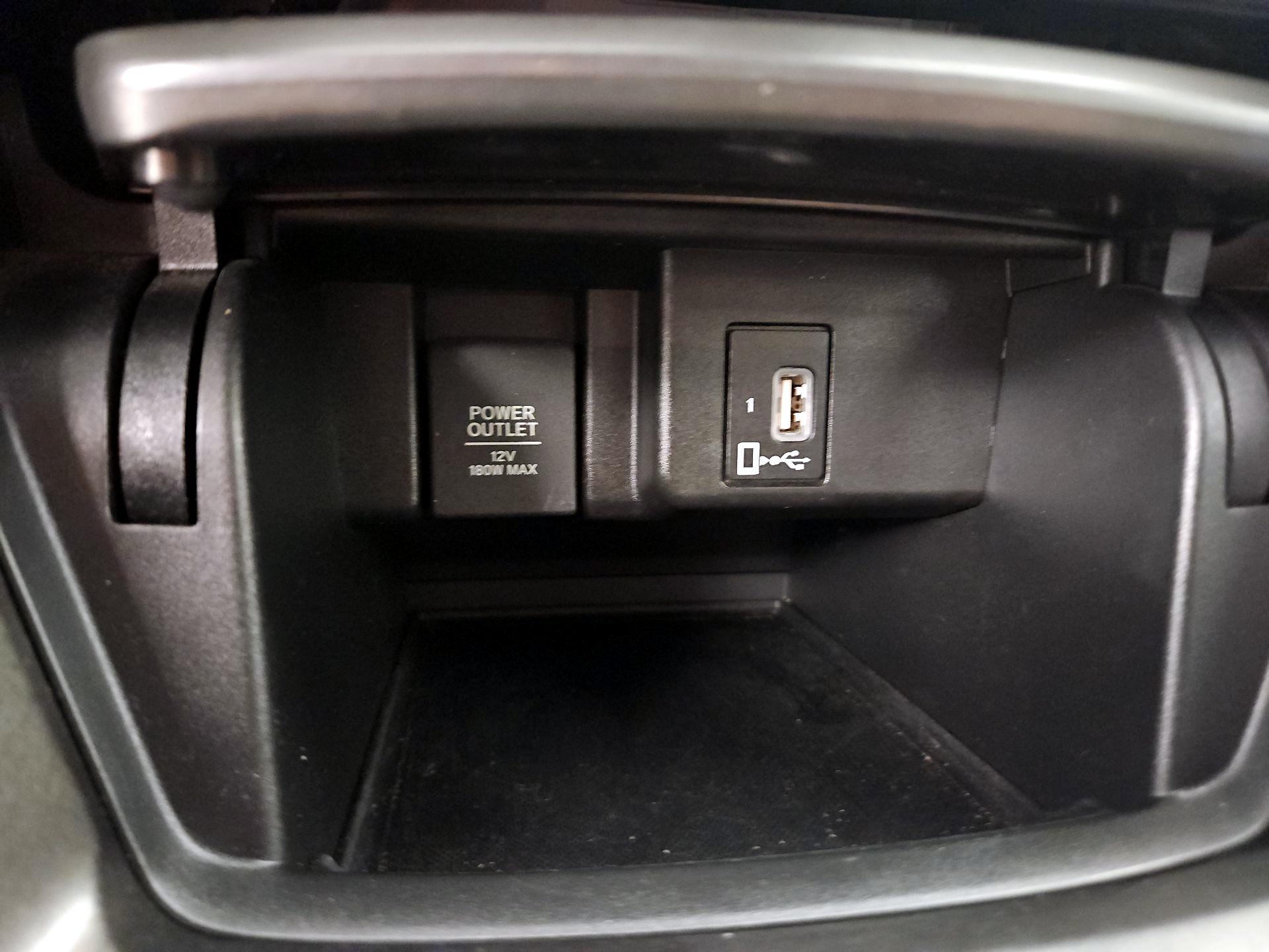 Thumbnail: 2019 Honda Accord - 18