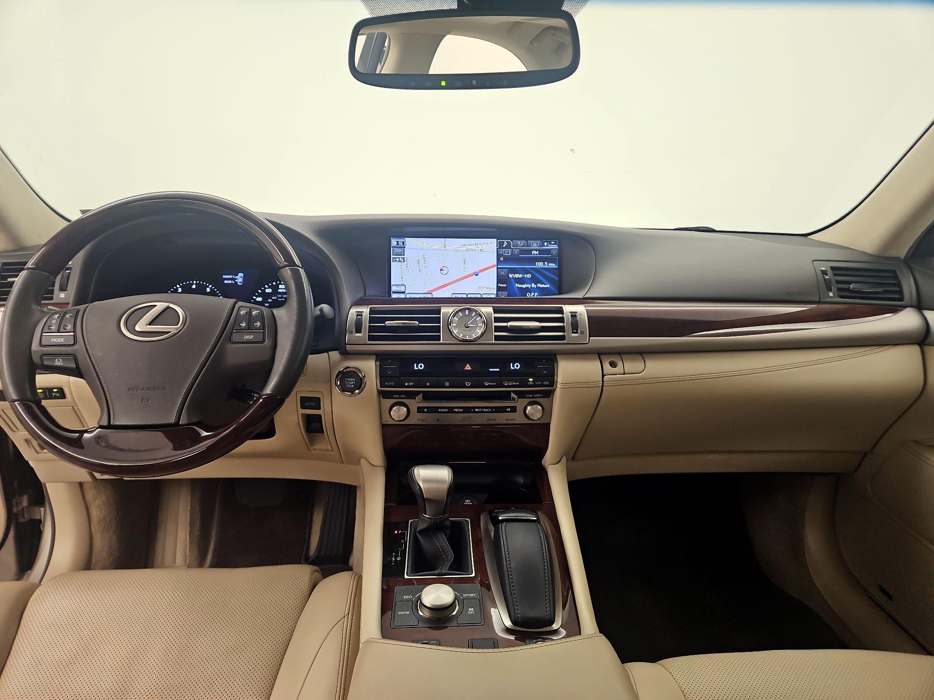 Thumbnail: 2014 Lexus LS - 9