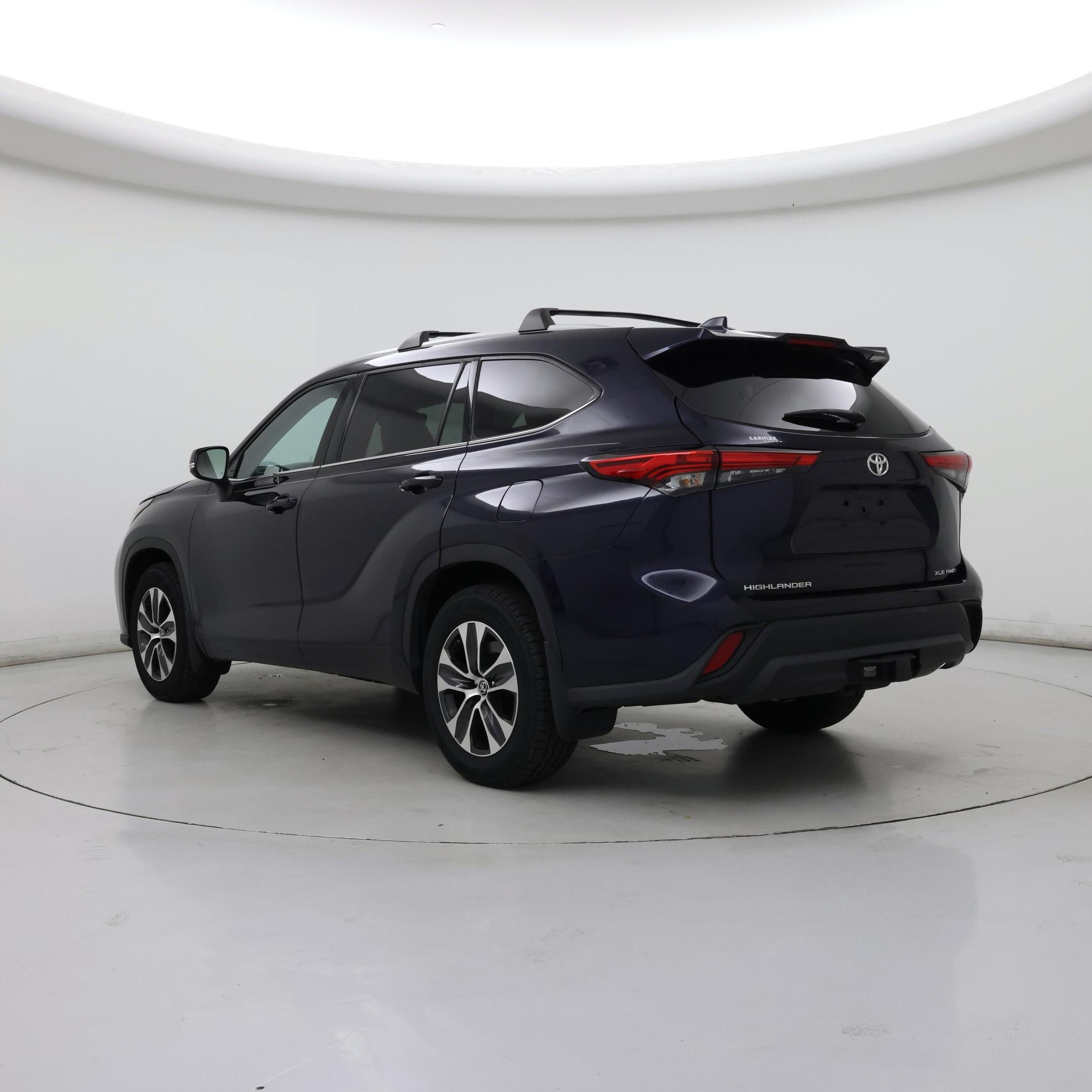 Thumbnail: 2022 Toyota Highlander - 2