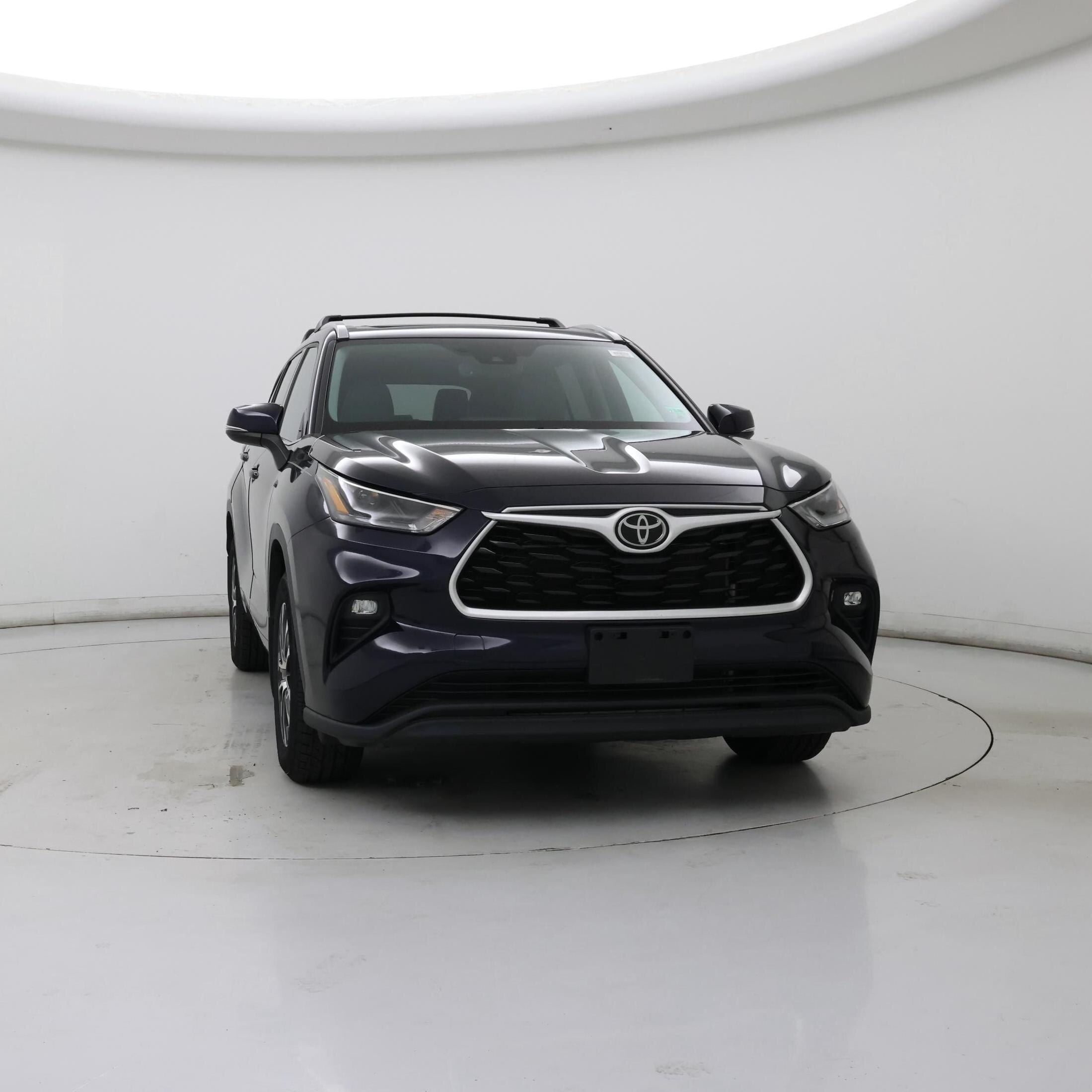 Thumbnail: 2022 Toyota Highlander - 5
