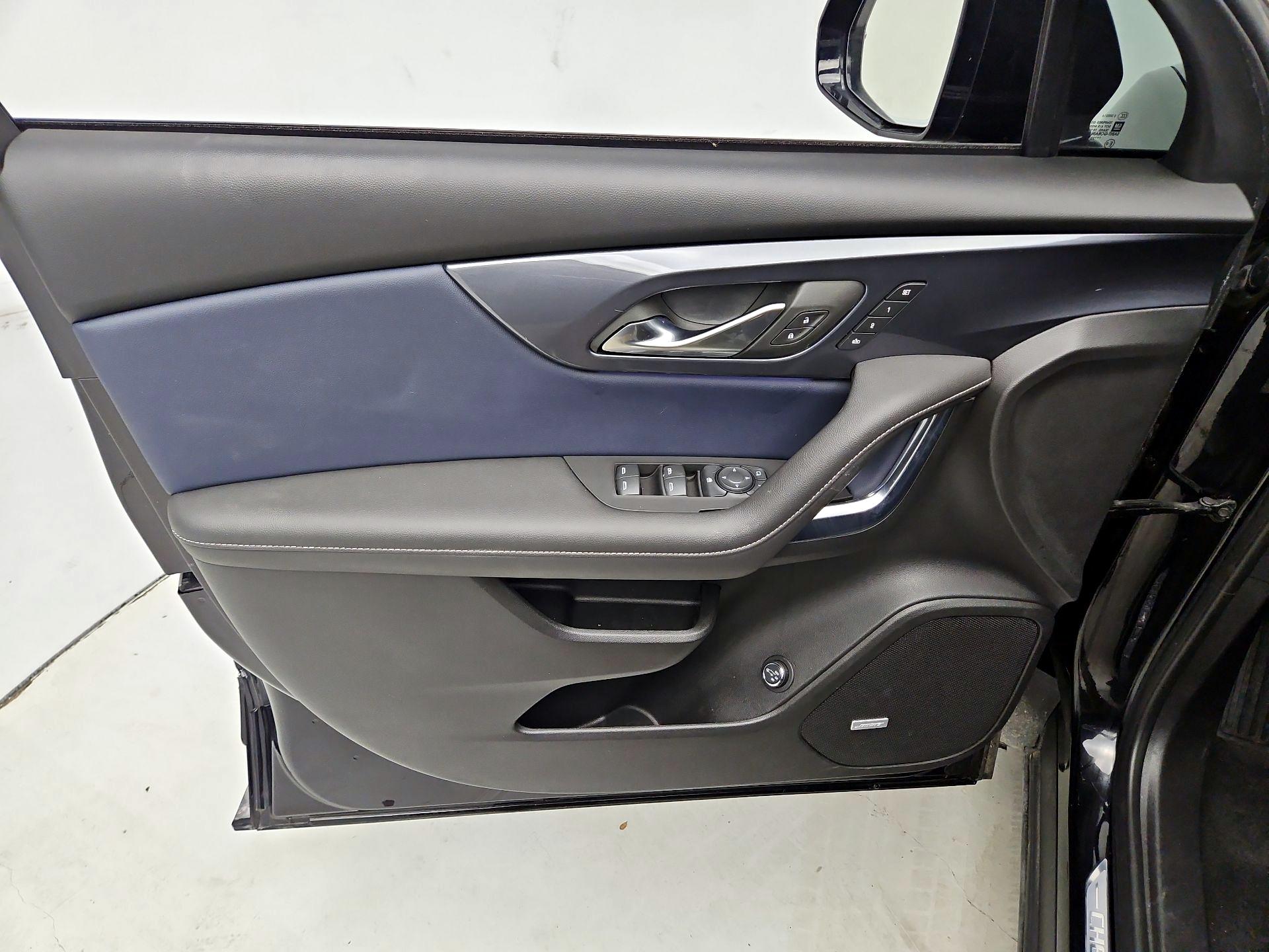 Thumbnail: 2023 Chevrolet Blazer - 10