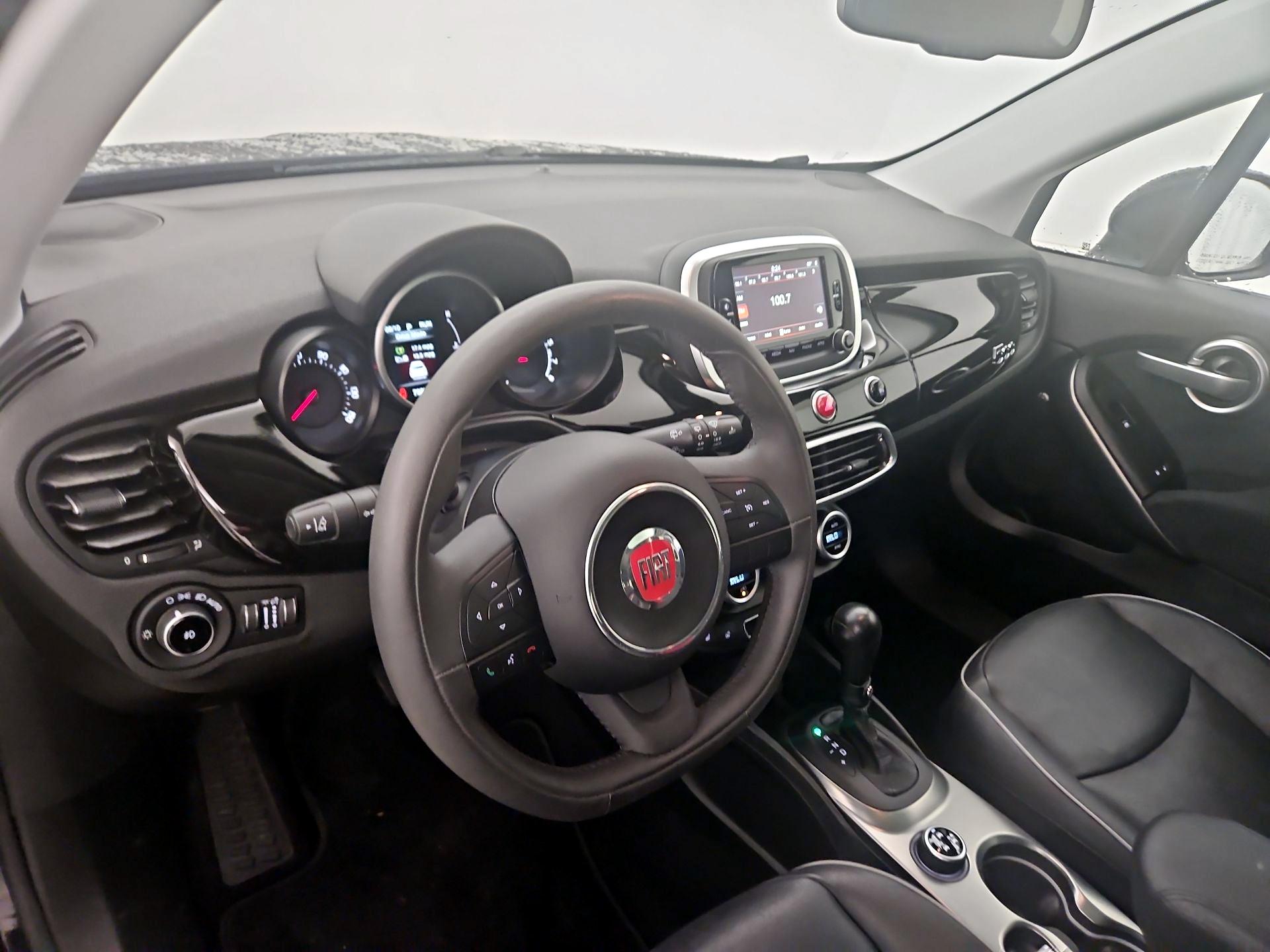 Thumbnail: 2016 Fiat 500X - 9