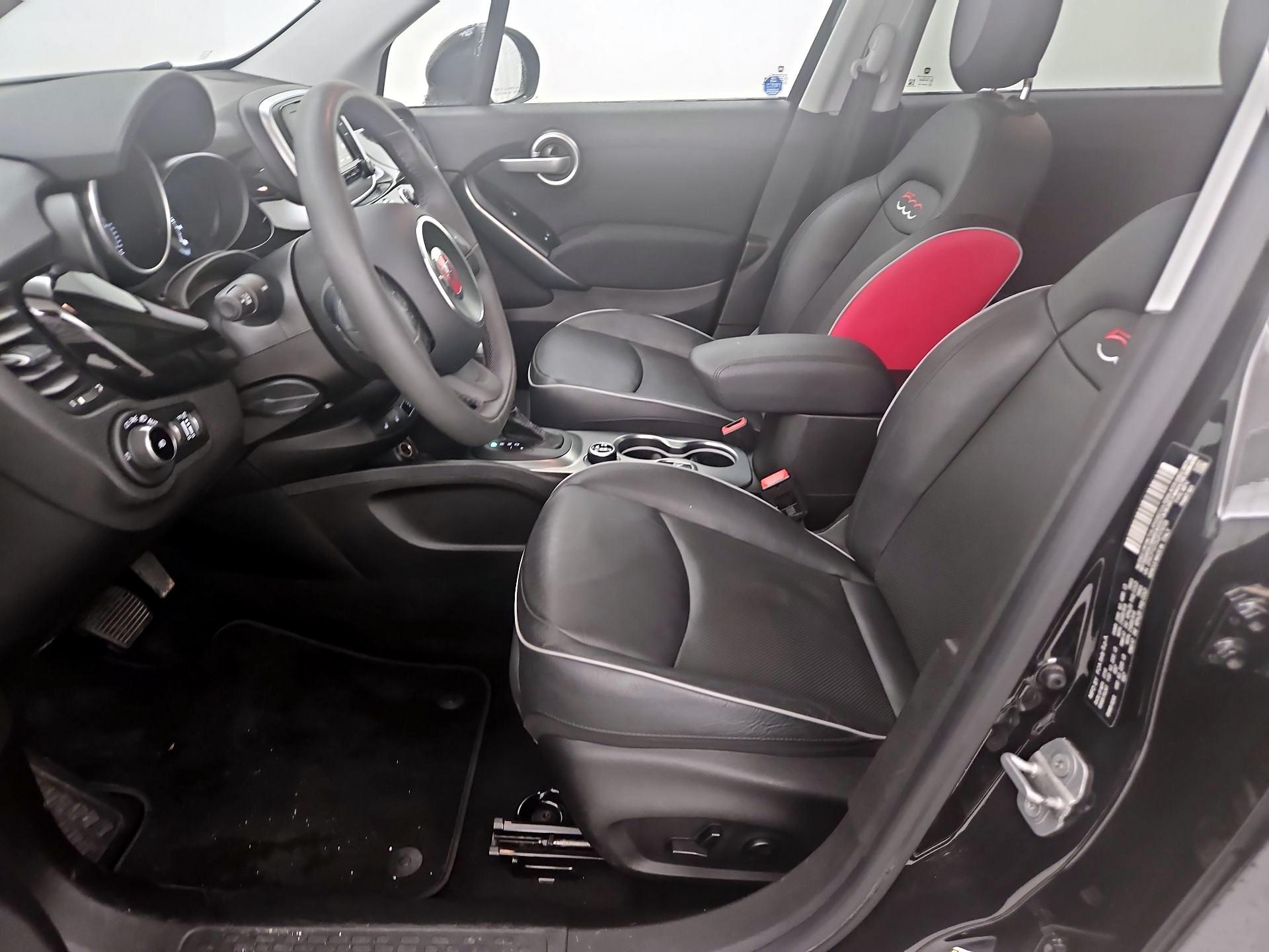 Thumbnail: 2016 Fiat 500X - 11