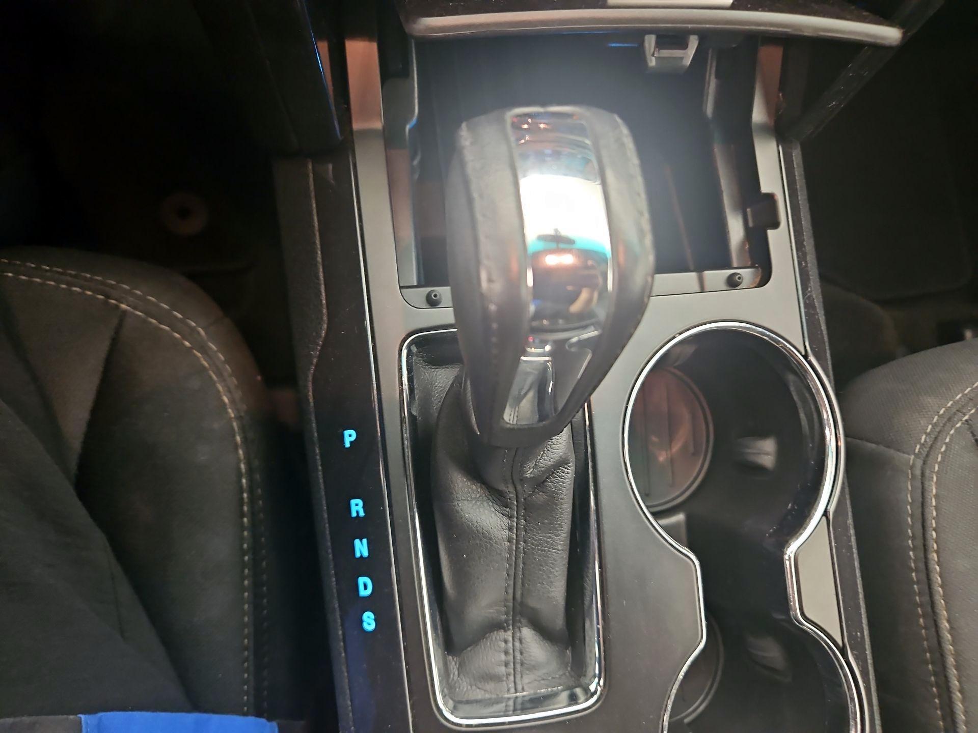 Thumbnail: 2017 Ford Explorer - 17