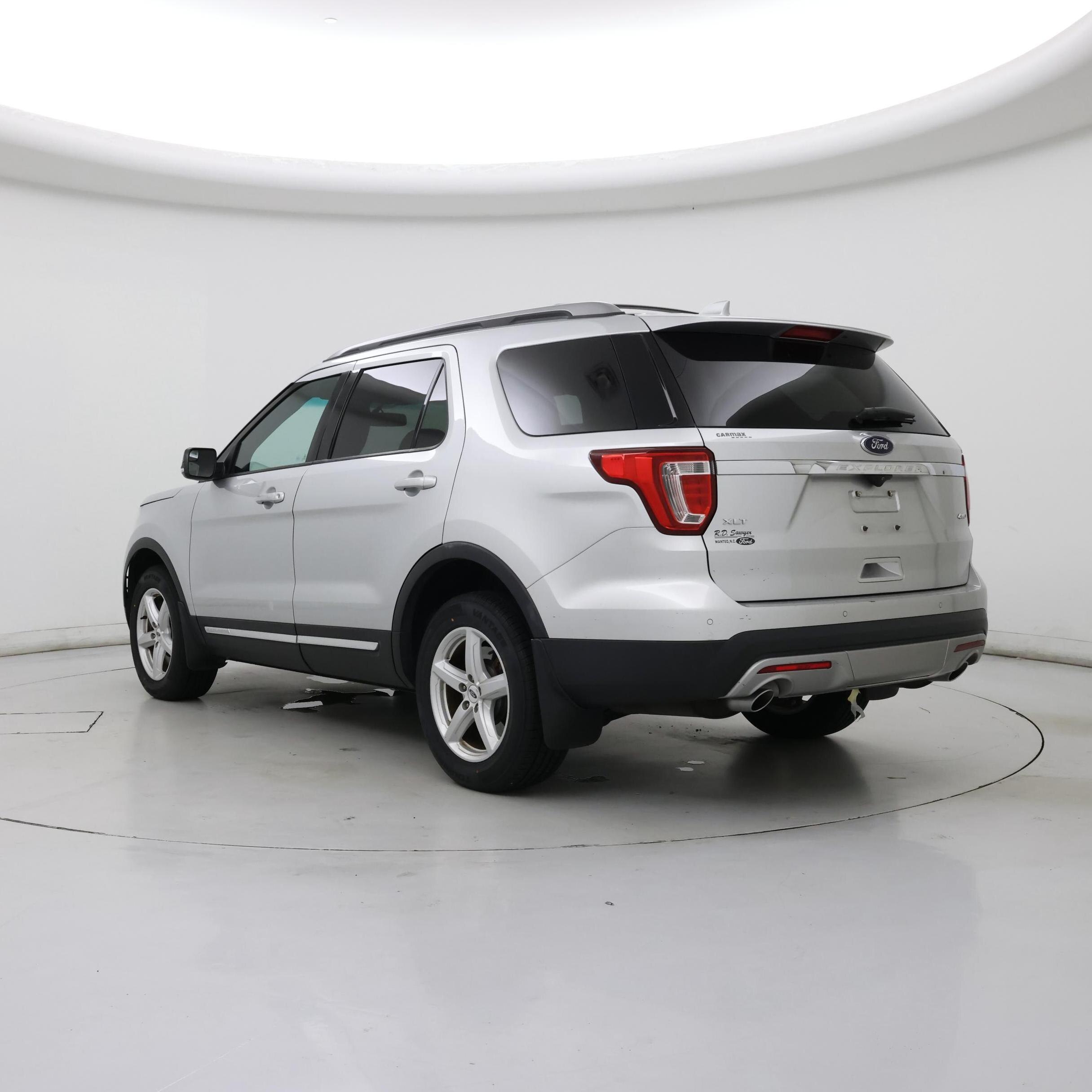 Thumbnail: 2017 Ford Explorer - 2