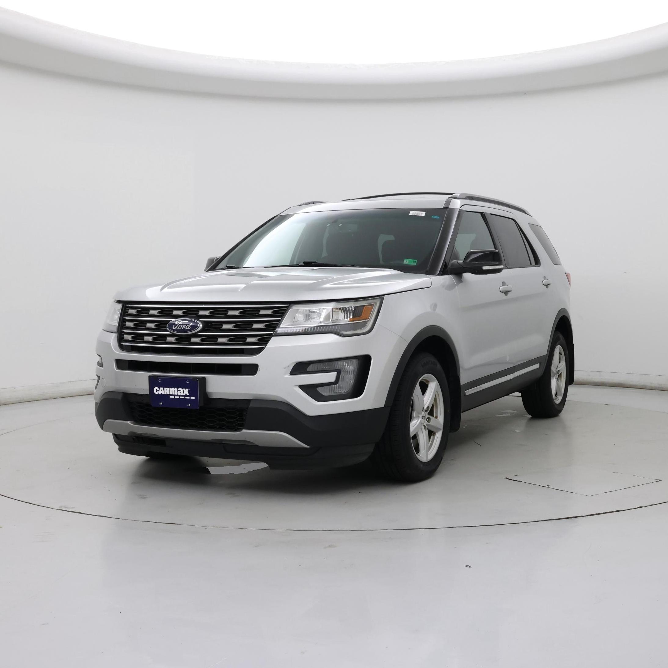 Thumbnail: 2017 Ford Explorer - 4