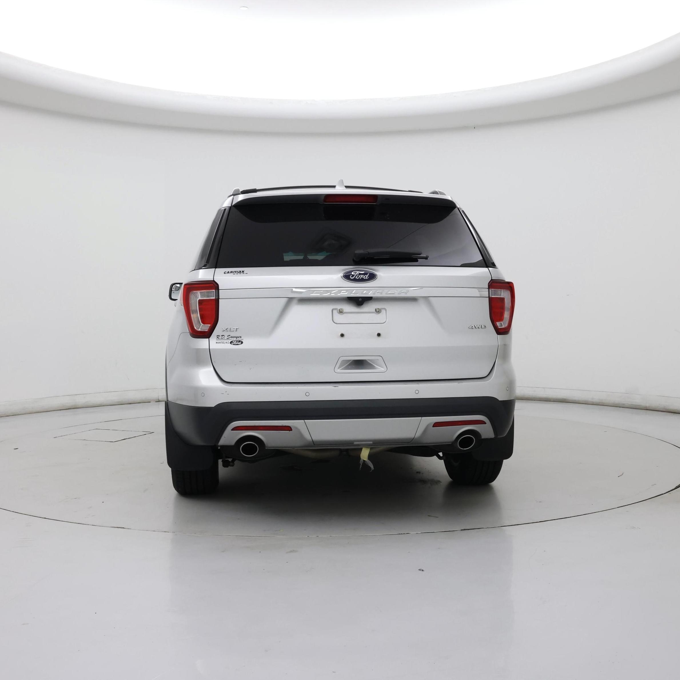 Thumbnail: 2017 Ford Explorer - 6
