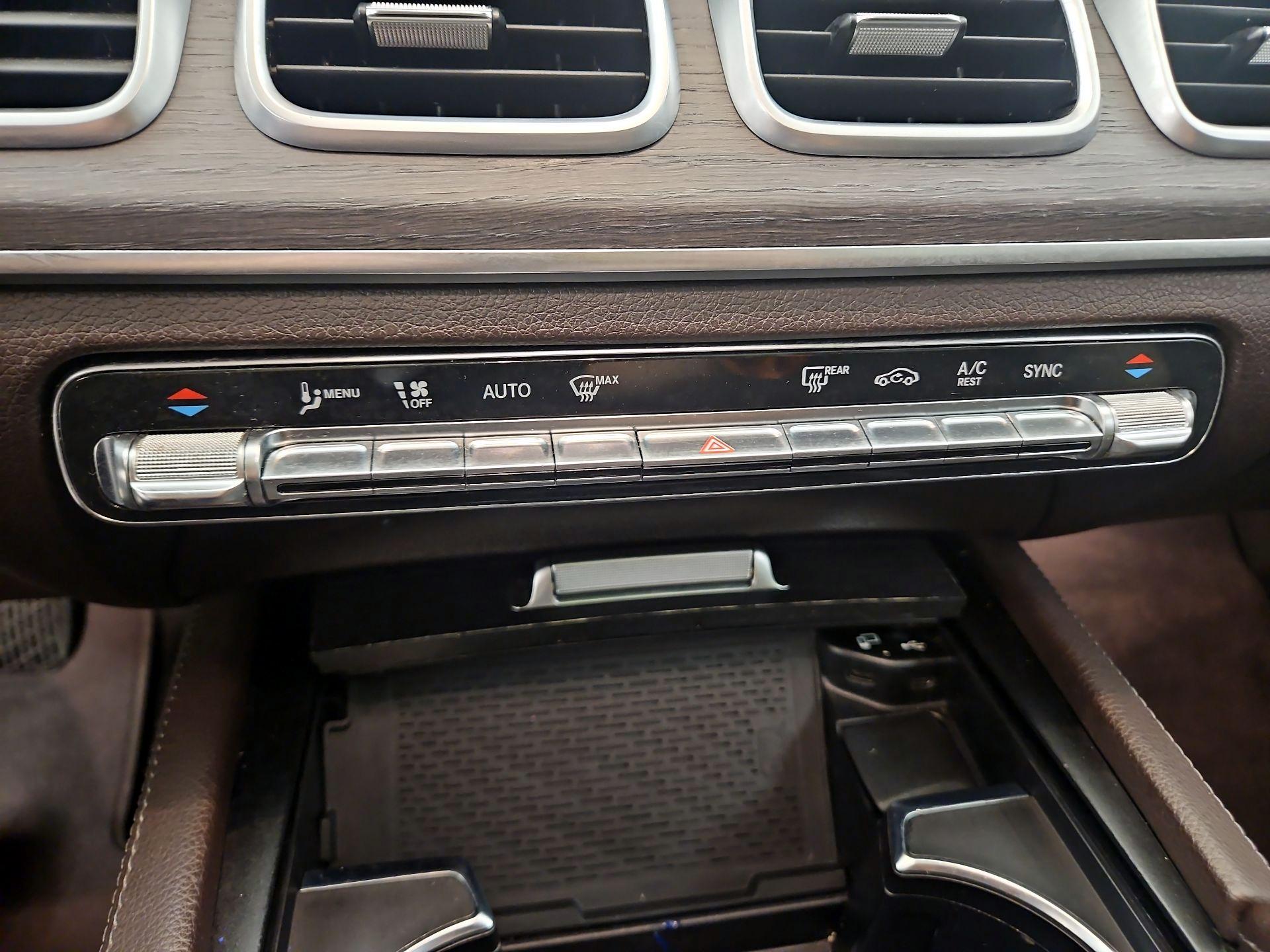 Thumbnail: 2020 Mercedes-Benz GLS - 17