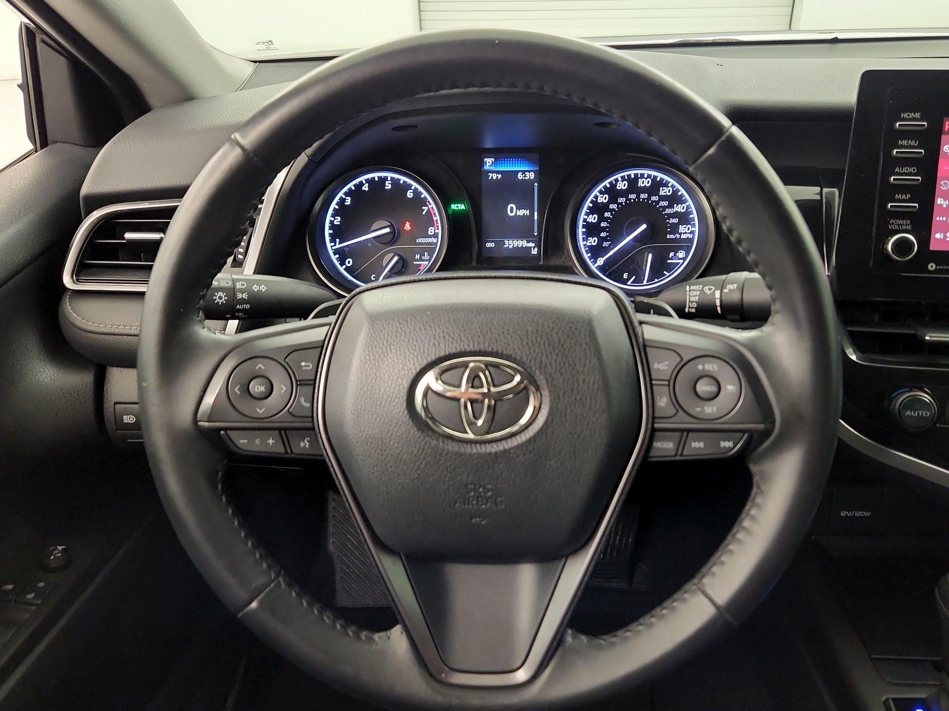 Thumbnail: 2021 Toyota Camry - 10