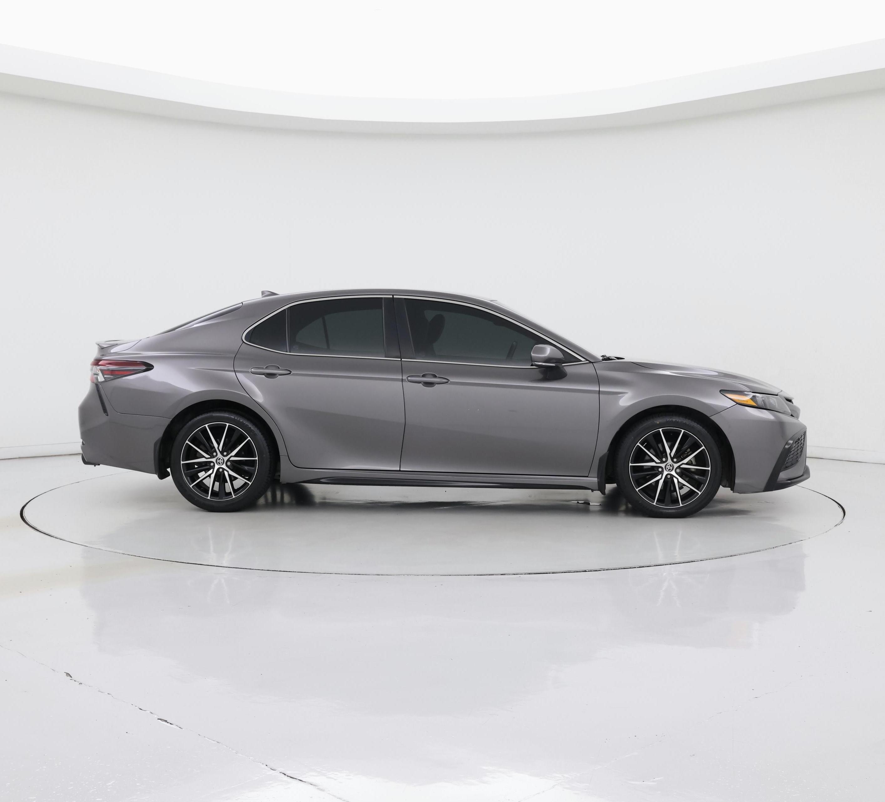 Thumbnail: 2021 Toyota Camry - 7