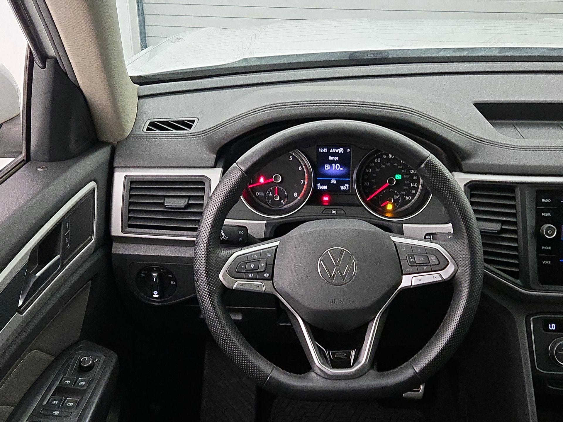 Thumbnail: 2021 Volkswagen Atlas - 10